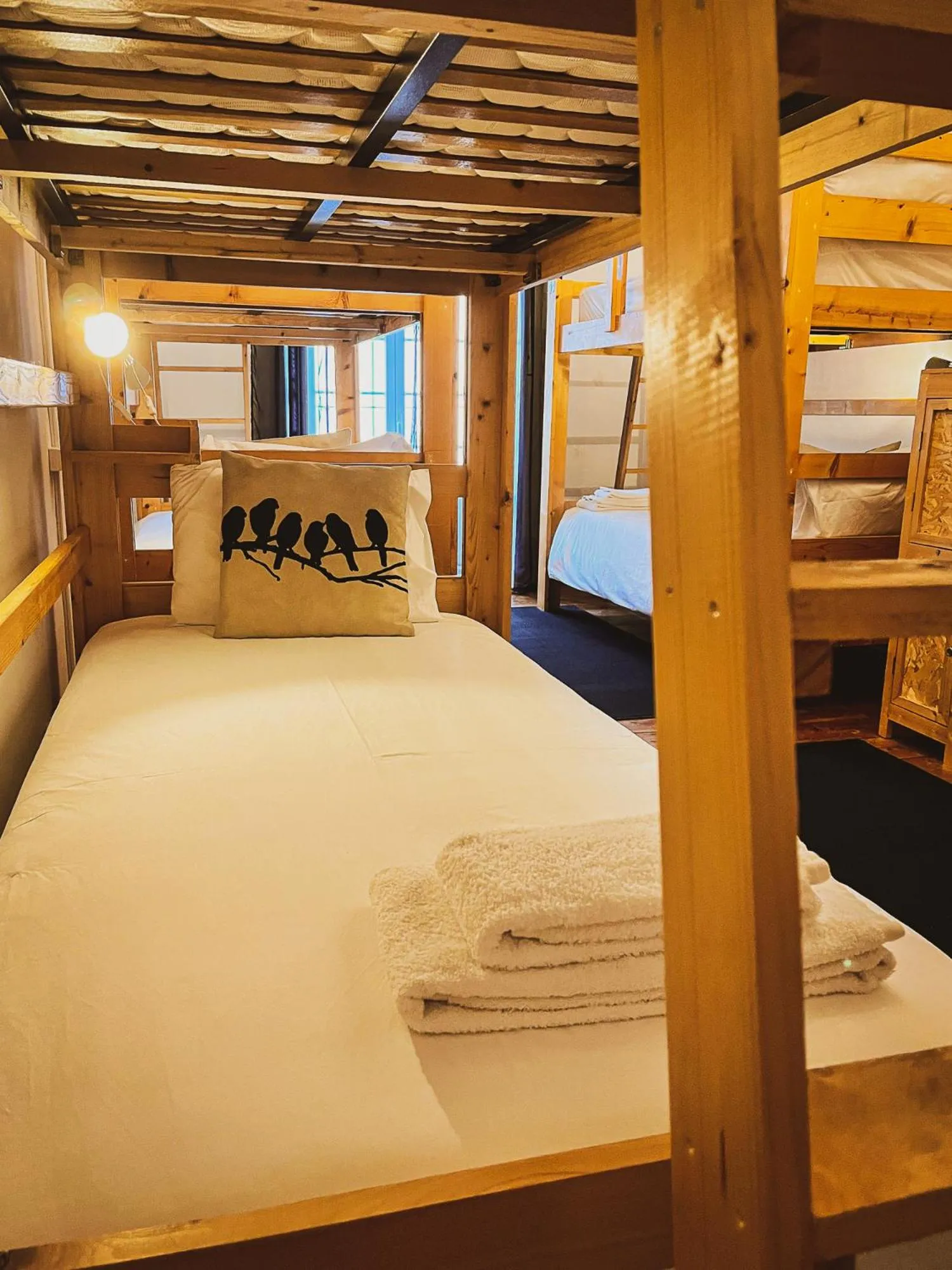 Bed in Very Typical - Alojamento Local