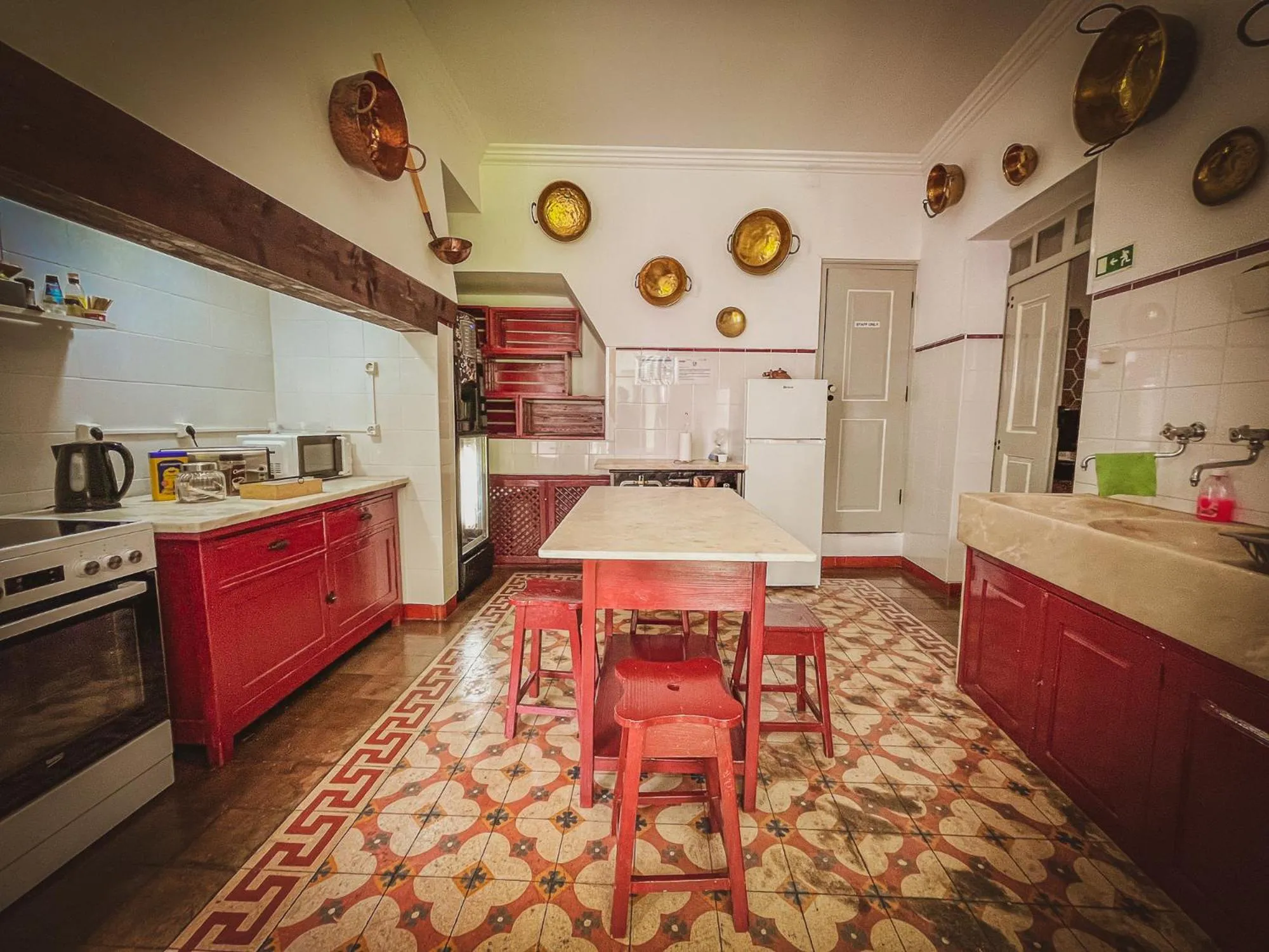 Coffee/tea facilities in Very Typical - Alojamento Local