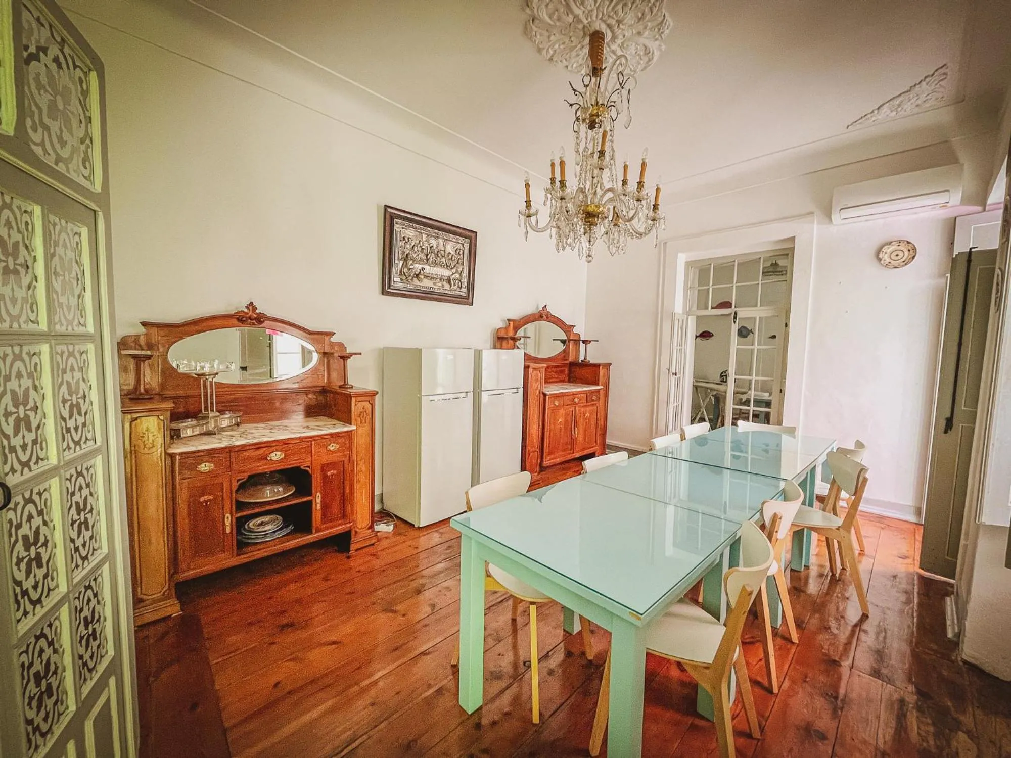 Seating area in Very Typical - Alojamento Local