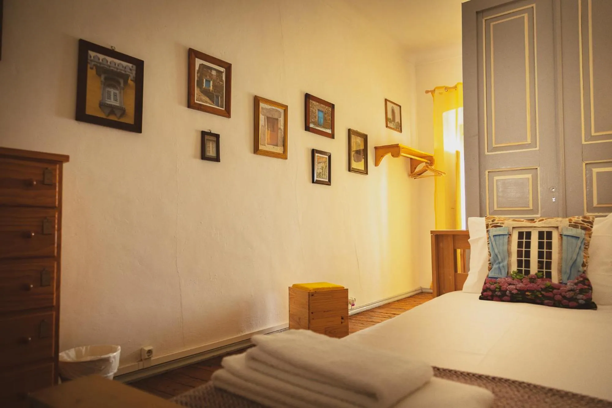 Bed in Very Typical - Alojamento Local