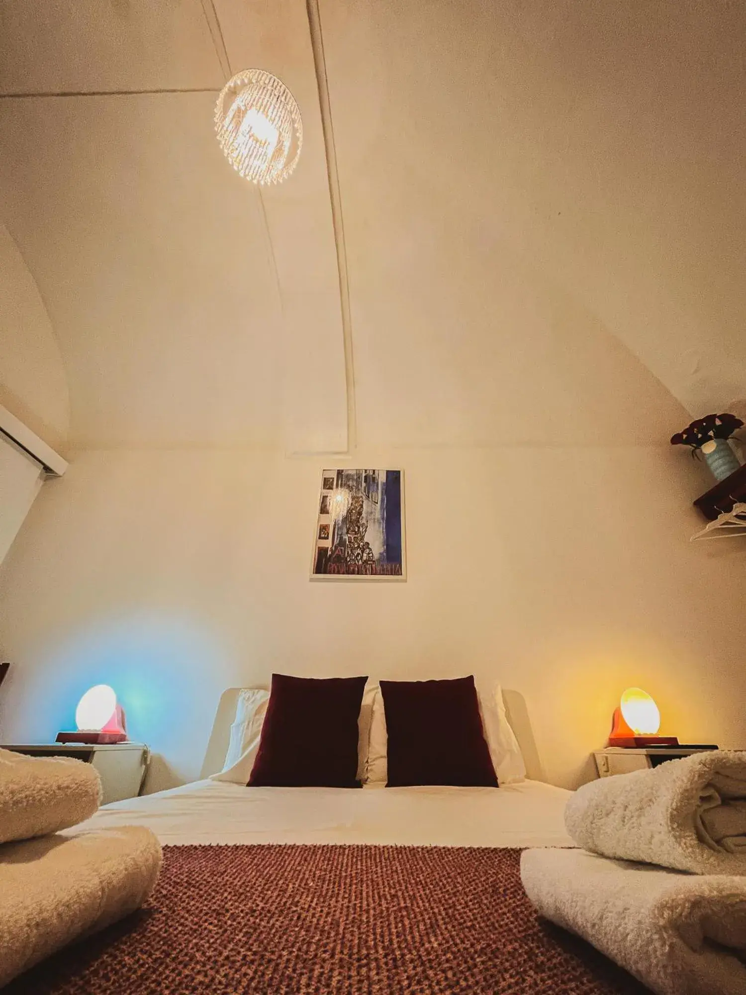 Double Room in Very Typical - Alojamento Local Double Room in Very Typical - Alojamento Local