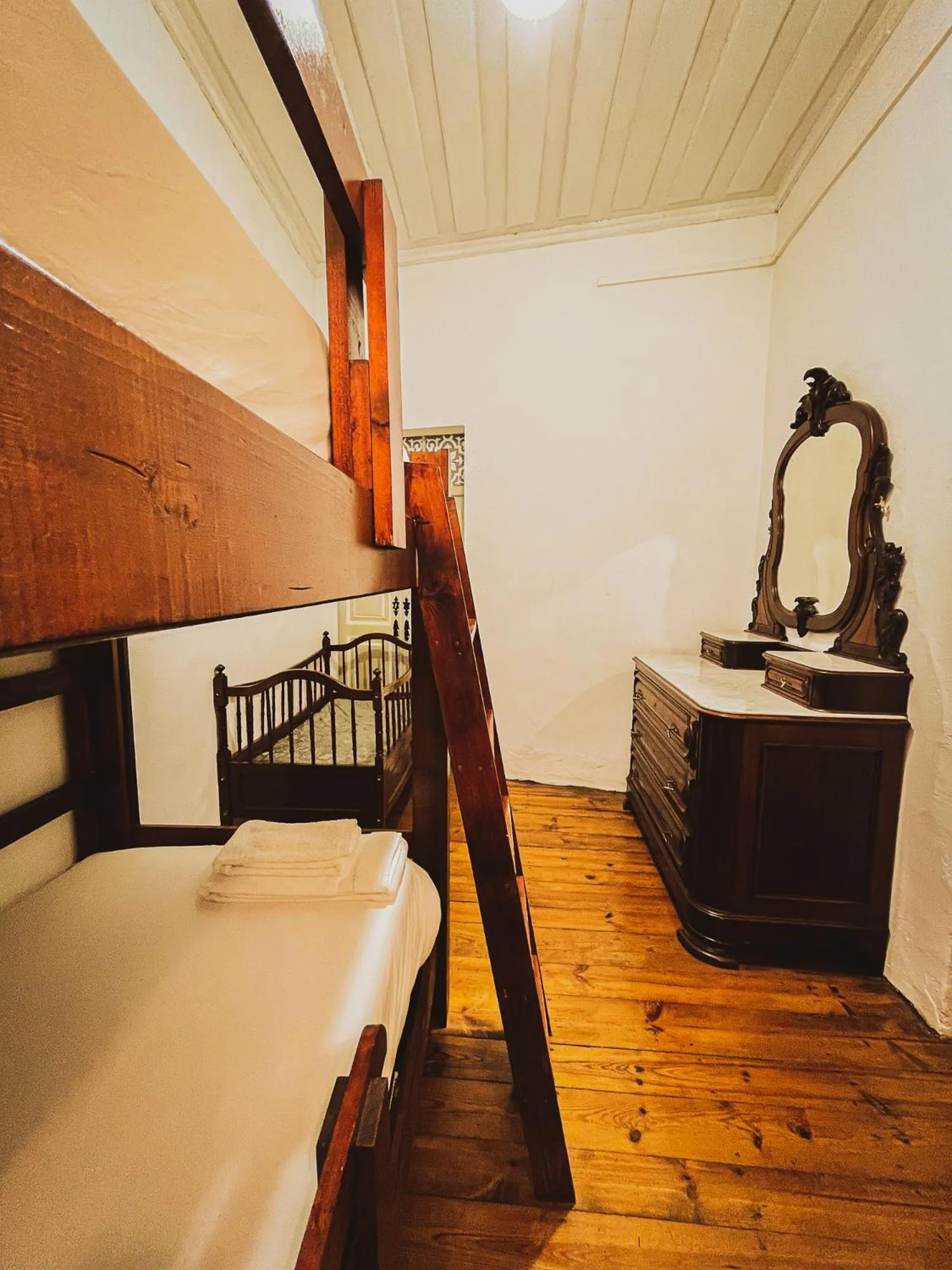 Bed in Very Typical - Alojamento Local