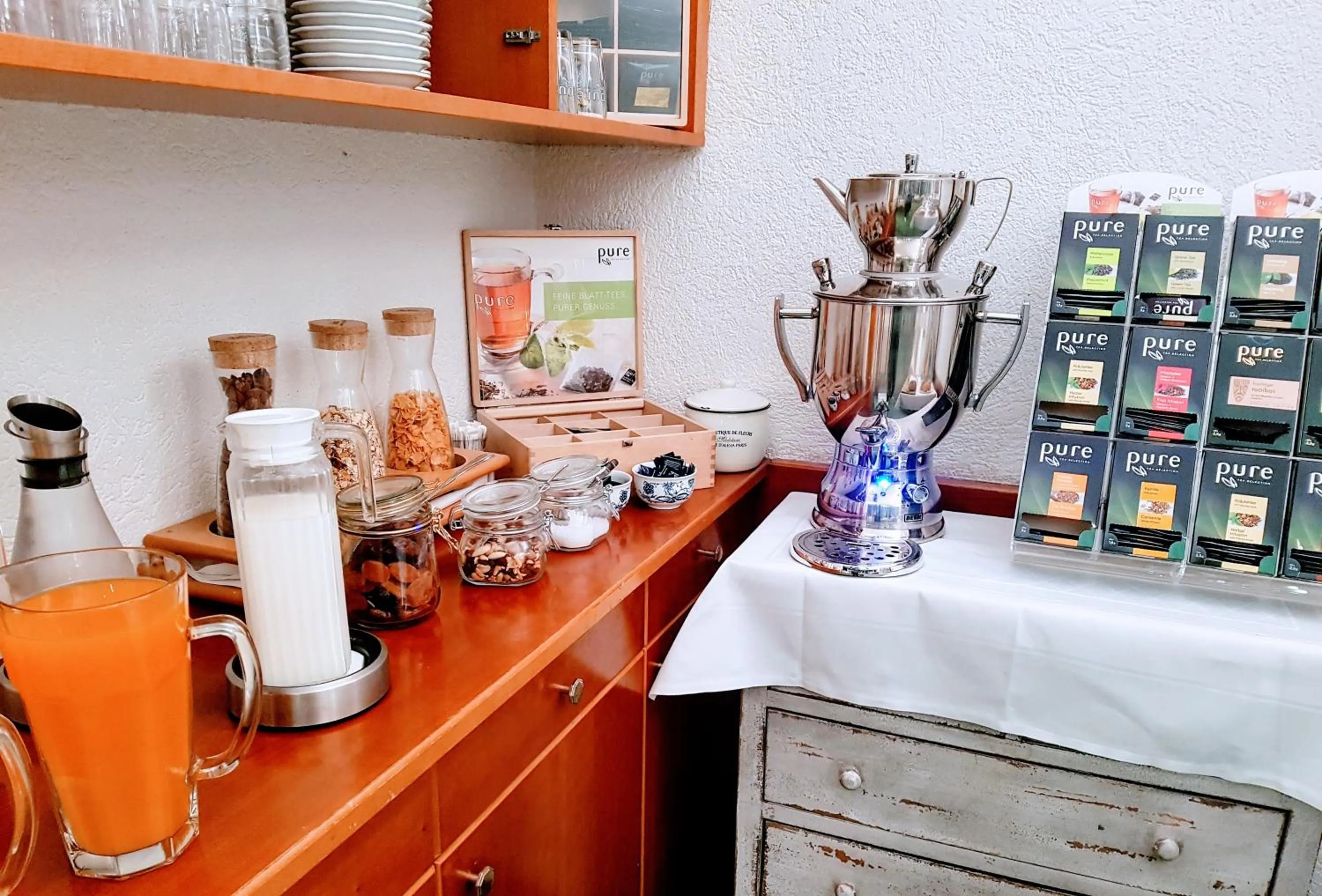 Breakfast in Hotel Garni Reulein