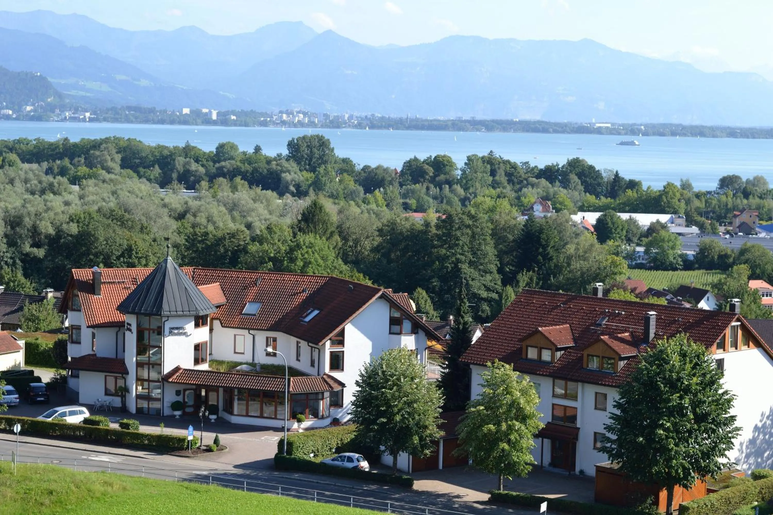 Facade/entrance in Hotel Garni Reulein