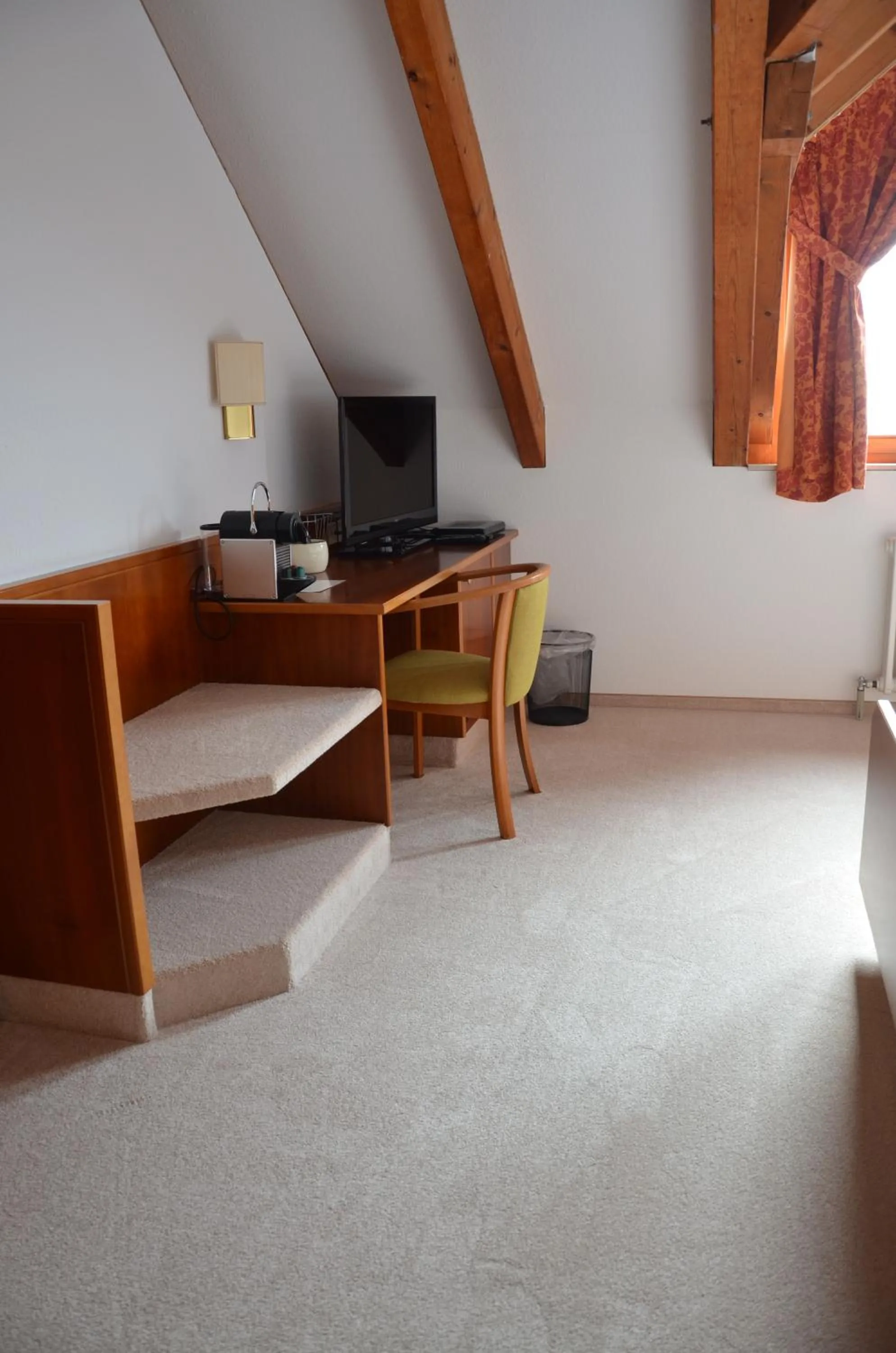 Photo of the whole room in Hotel Garni Reulein