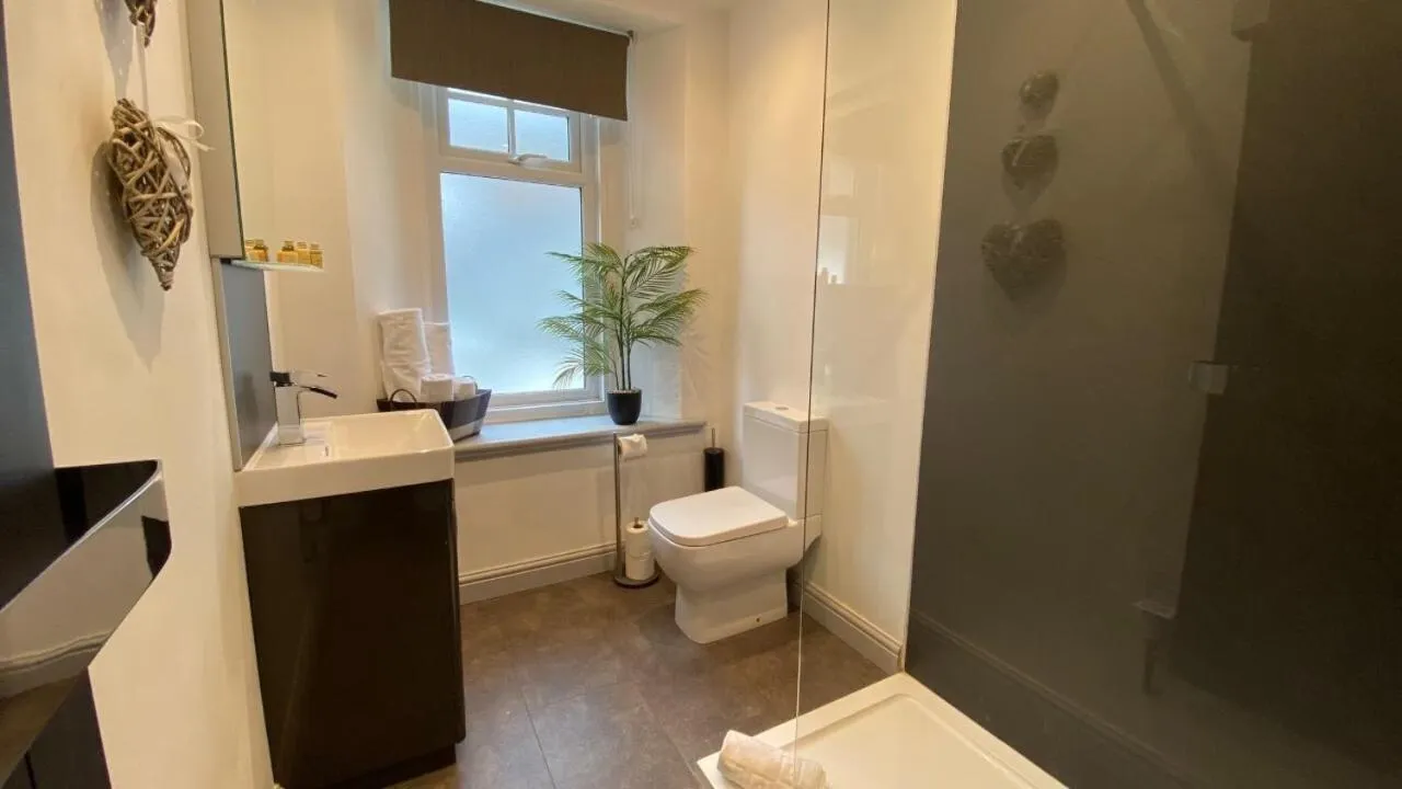 Bathroom in Uplands Inn Cartmel