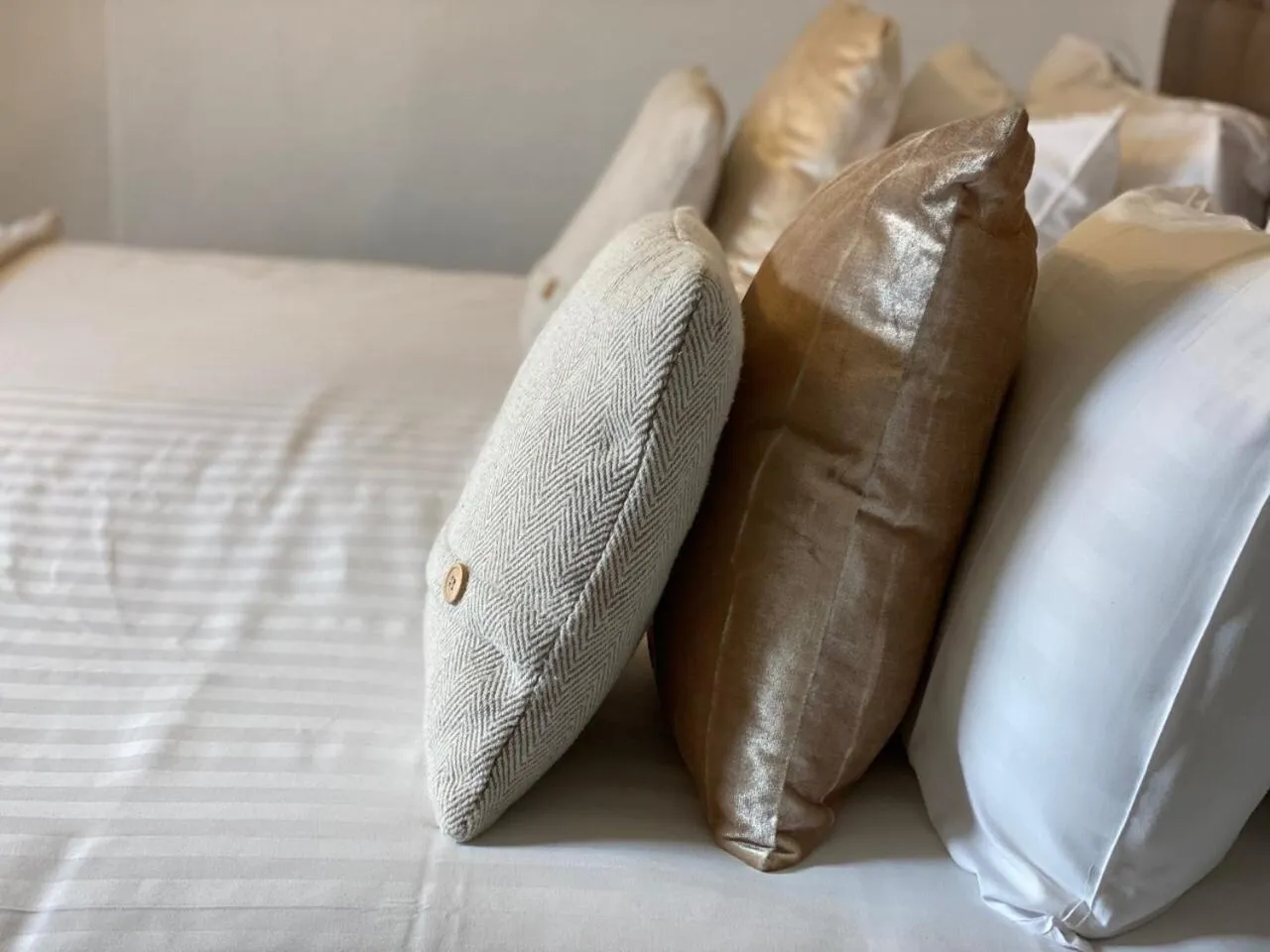 Bedroom, Bed in Uplands Inn Cartmel