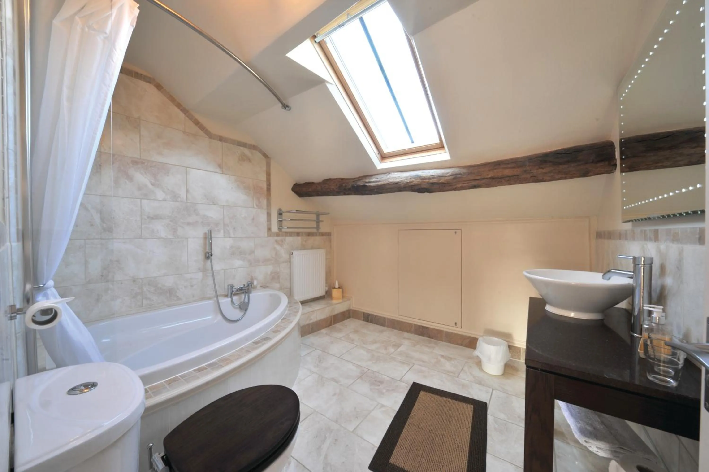 Bathroom in Priory hotel