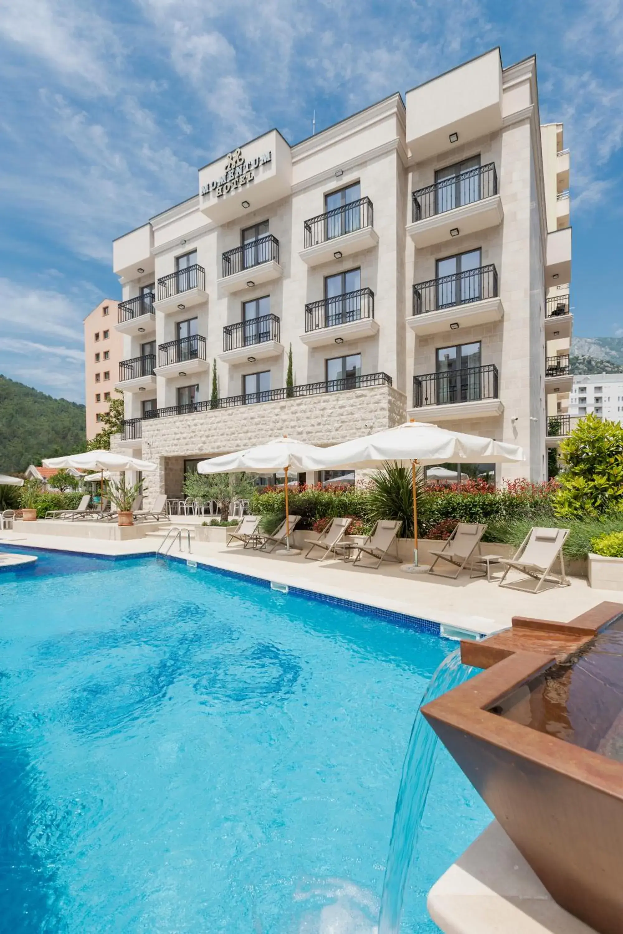 Property building in Boutique Hotel Momentum by Aycon Property building in Boutique Hotel Momentum by Aycon