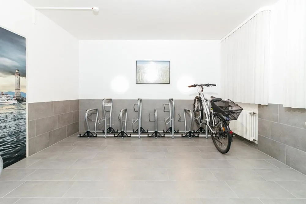 Parking in Hotel Garni Brugger