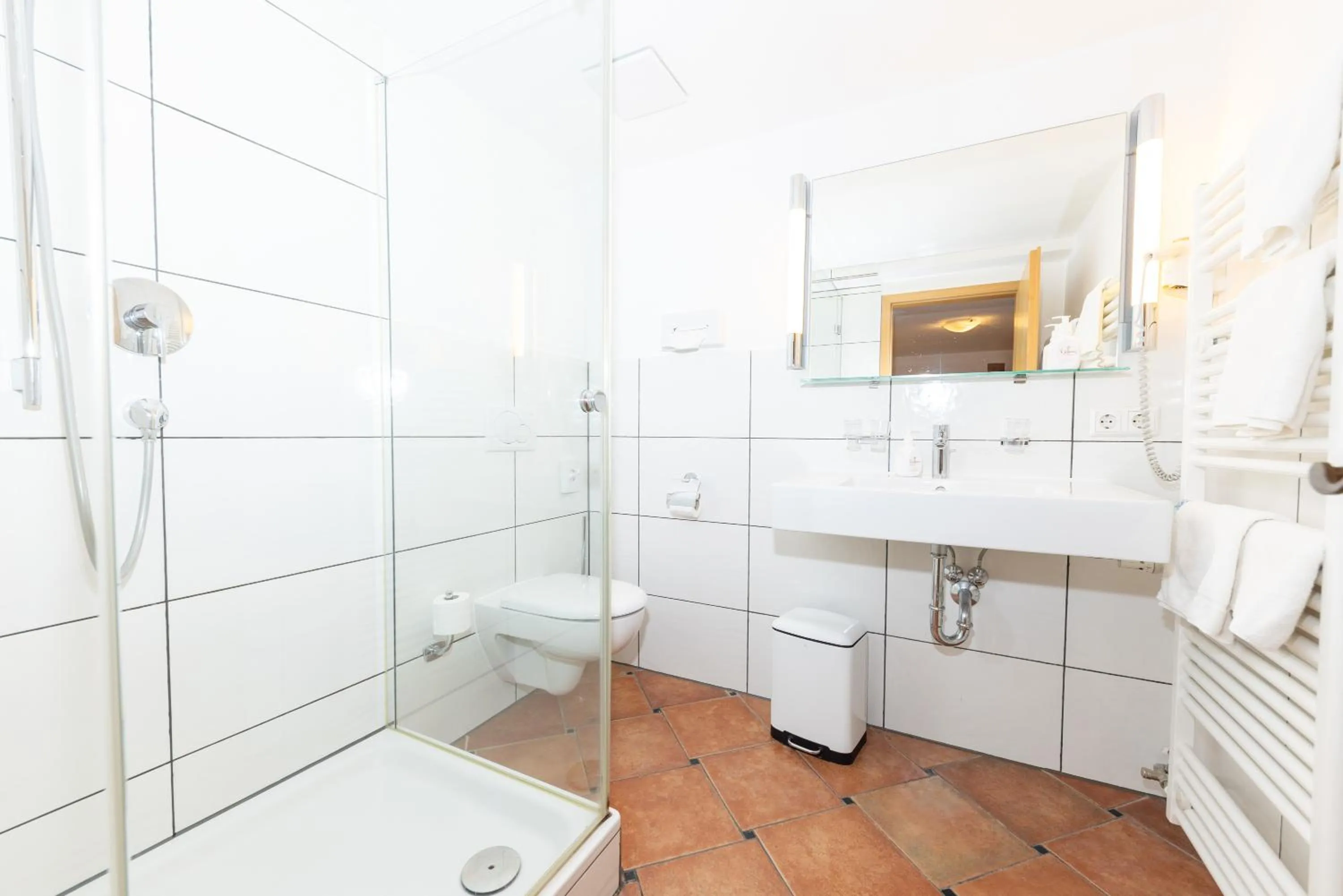 Shower in Hotel Garni Brugger