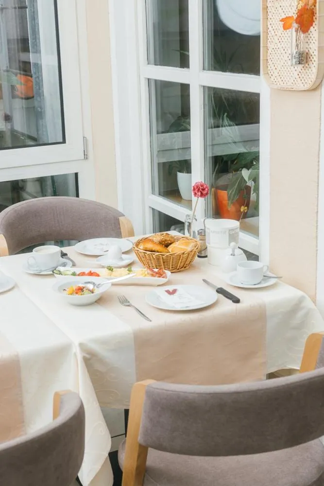 Breakfast in Hotel Garni Brugger