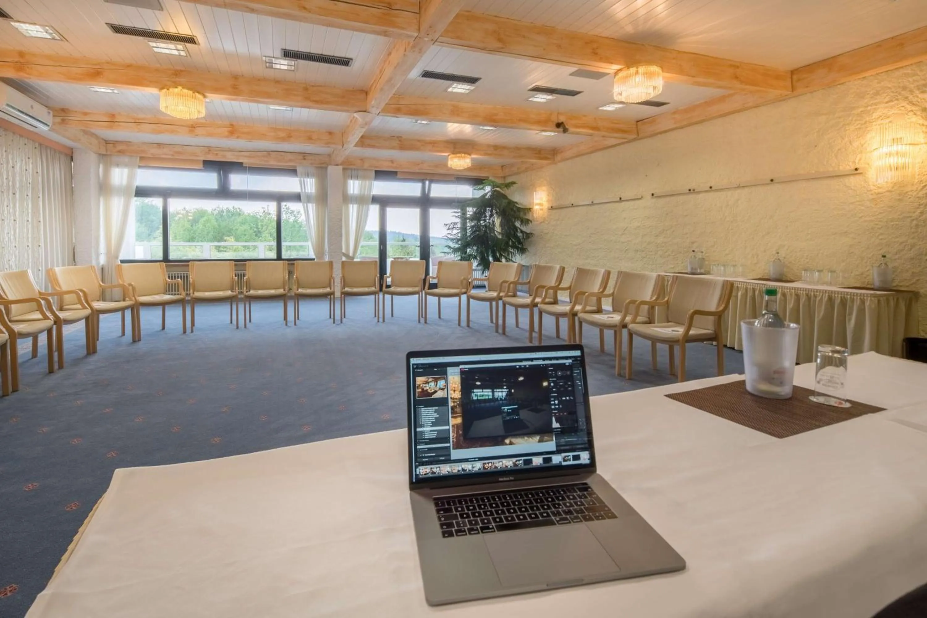 Meeting/conference room in Sure Hotel by Best Western Rhoen Garden