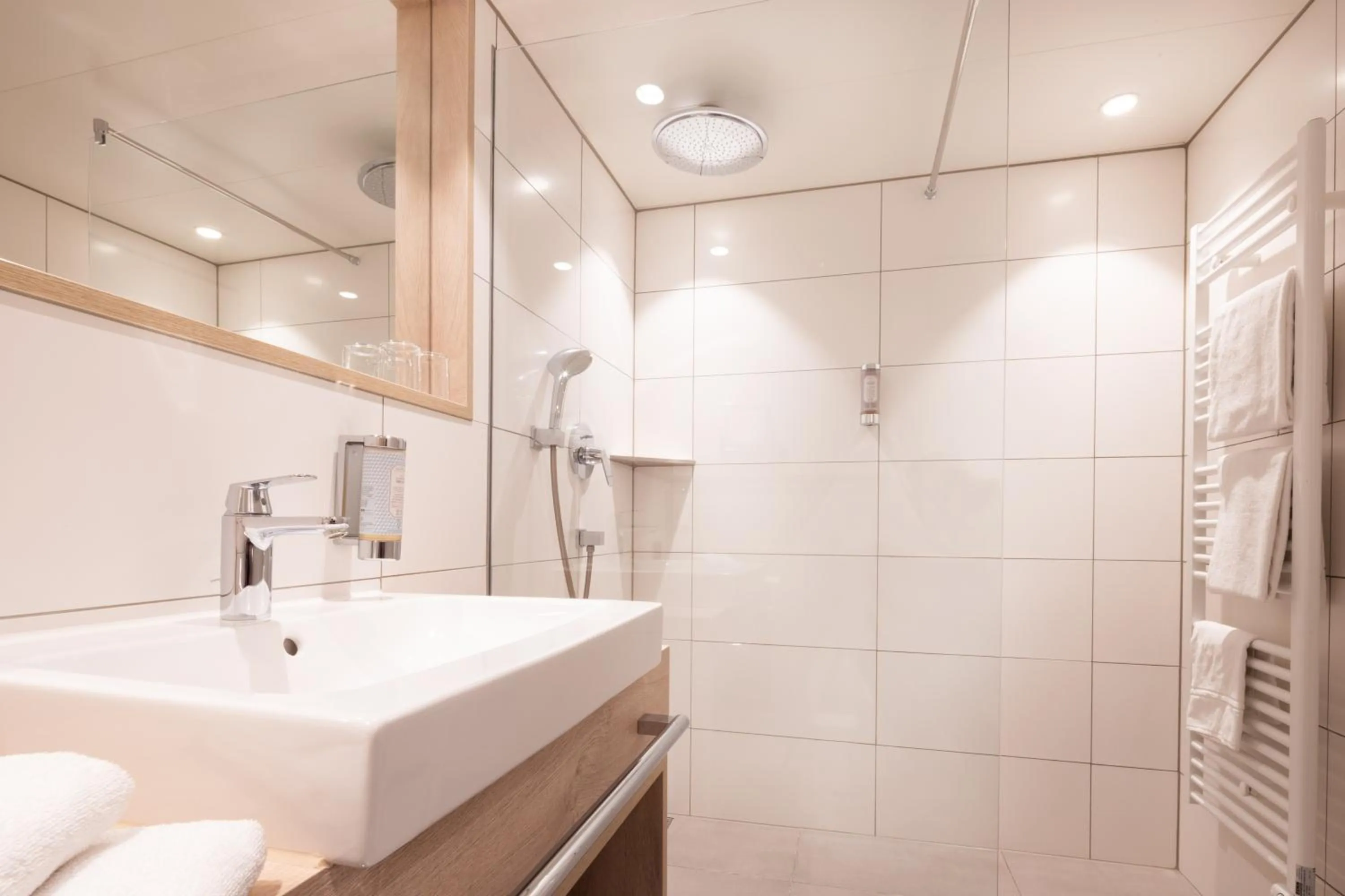 Bathroom in Hotel Traube am See