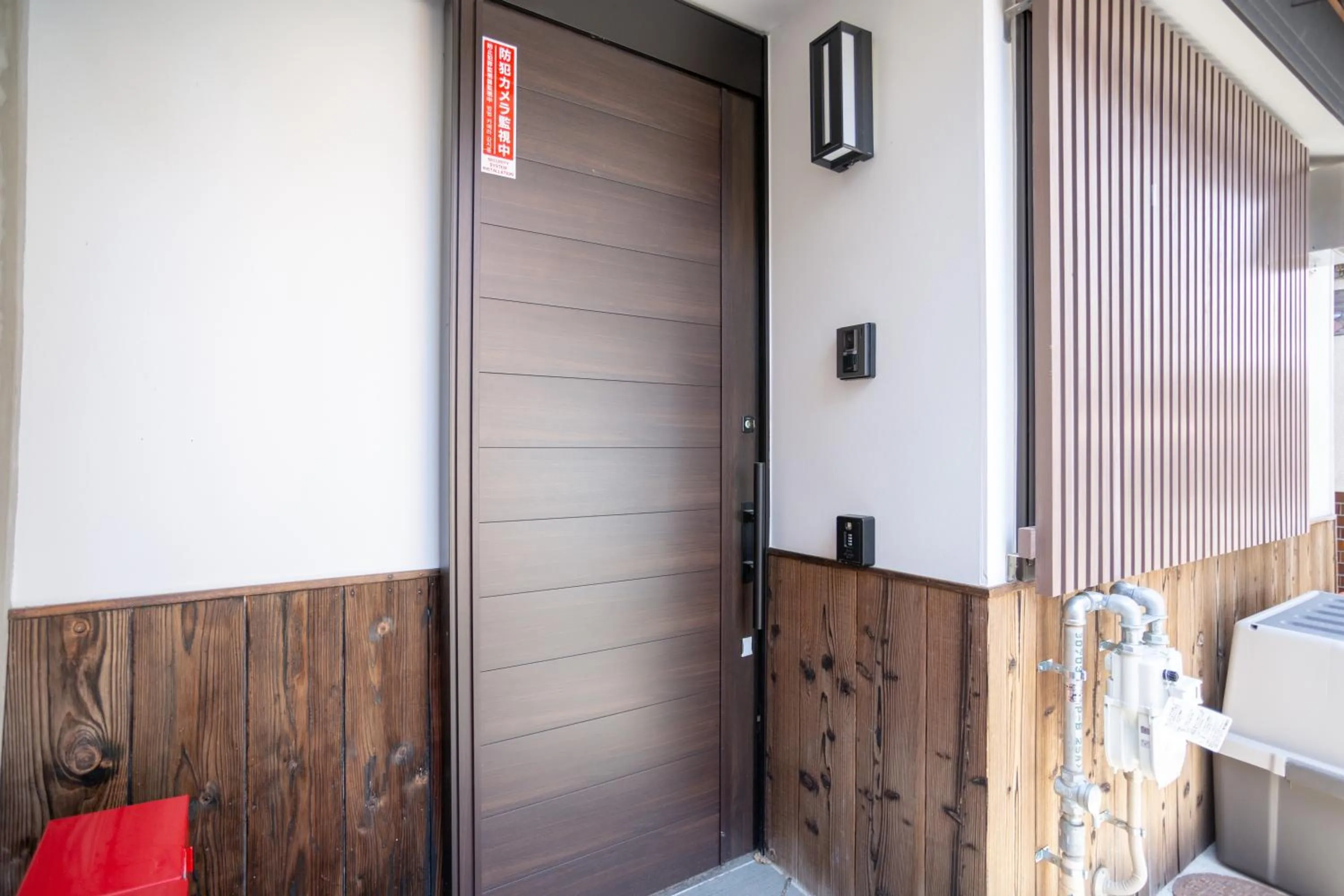 Facade/entrance in ENRAKU