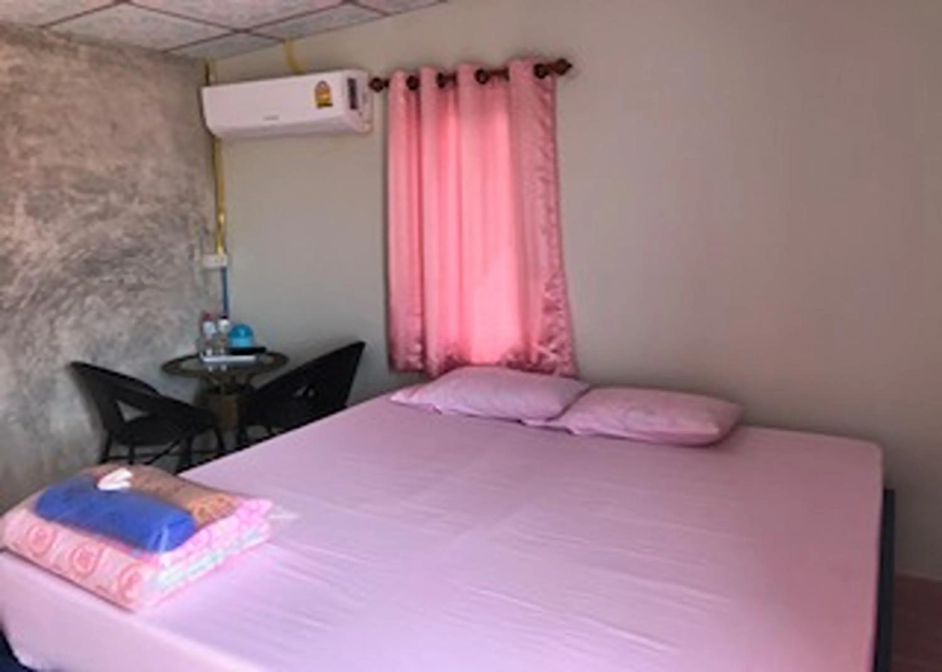 Bed in Baan Pak Wangthong