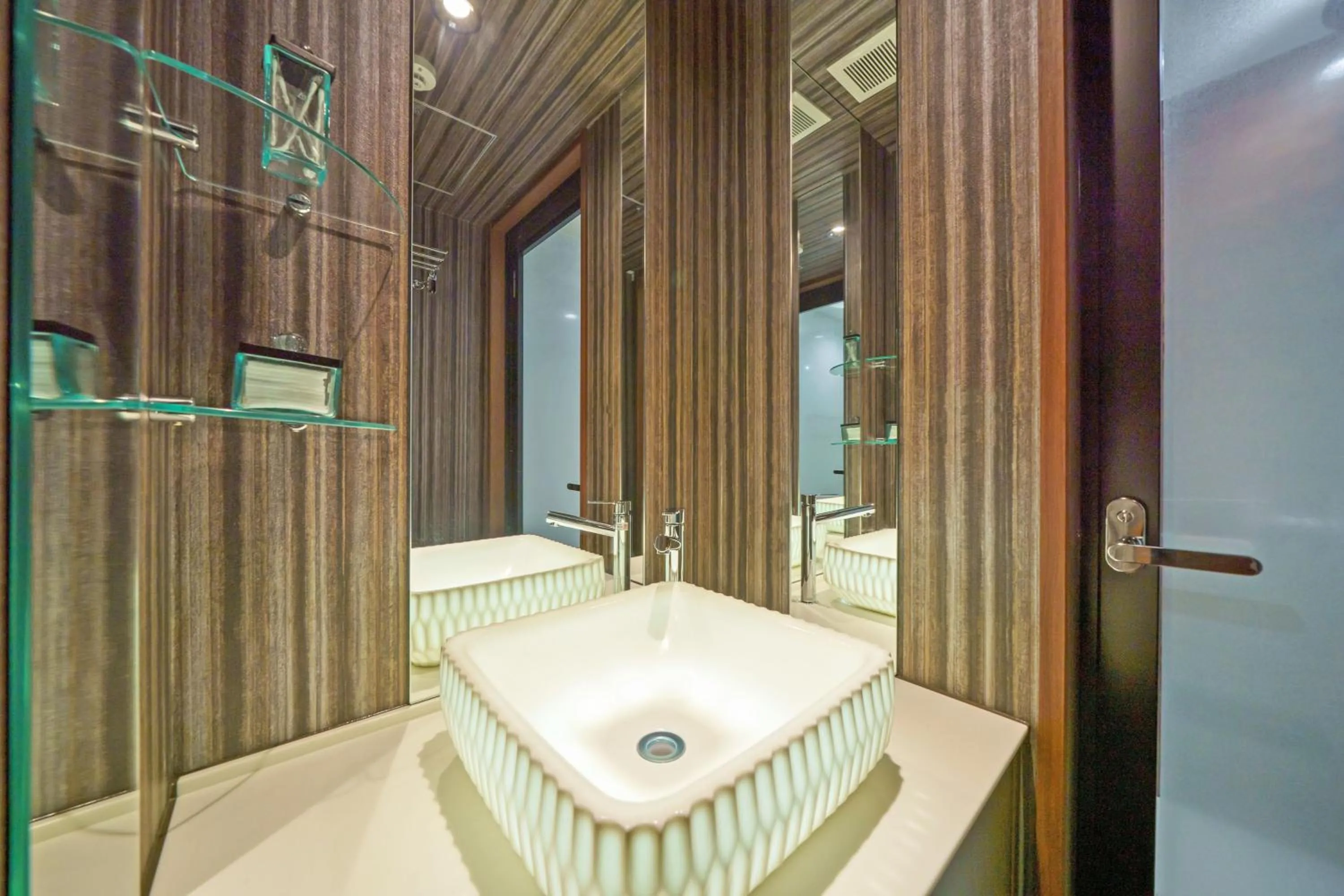 Bathroom in Beautemps