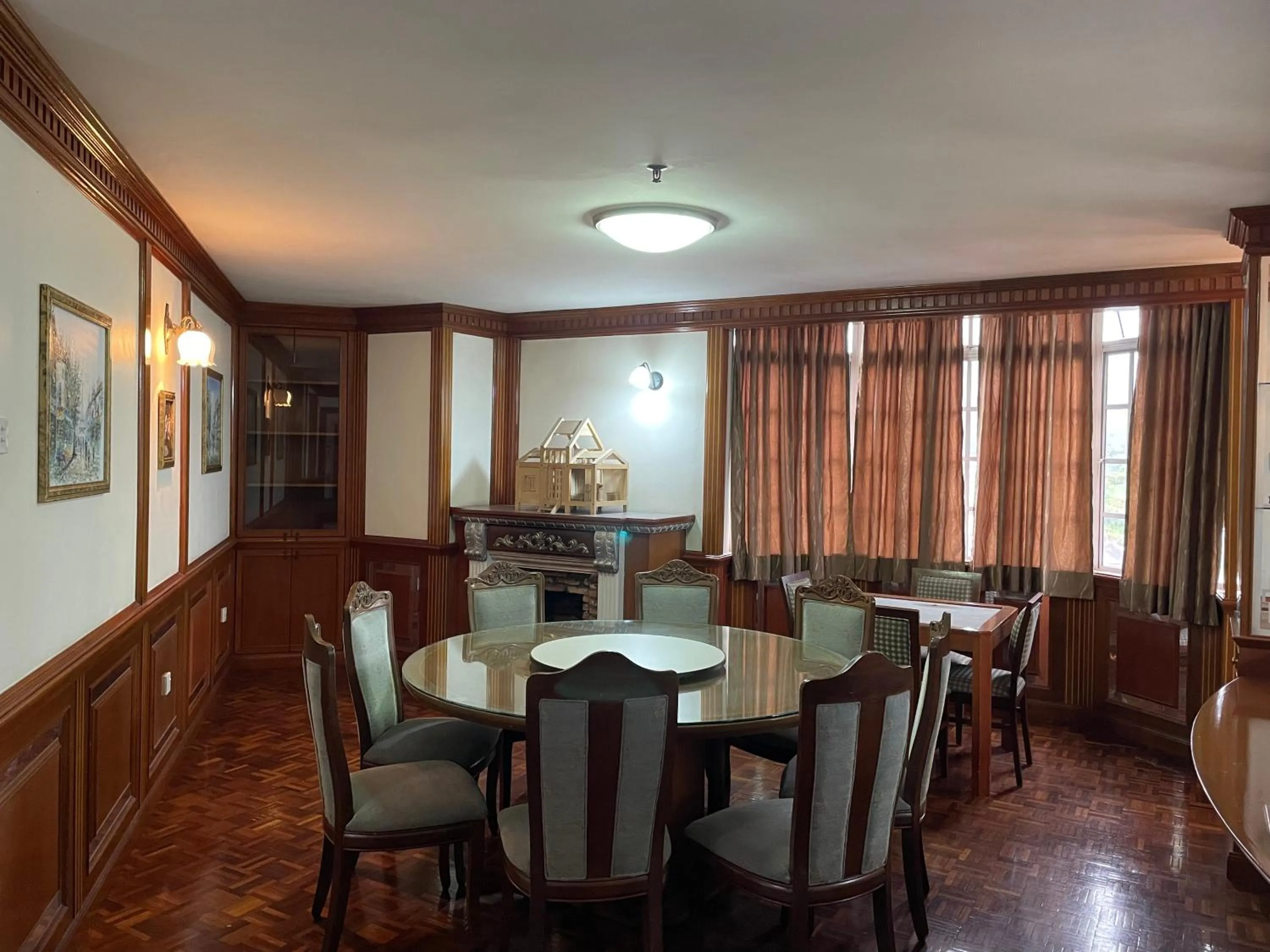 Living room in Star Regency Hotel & Apartments