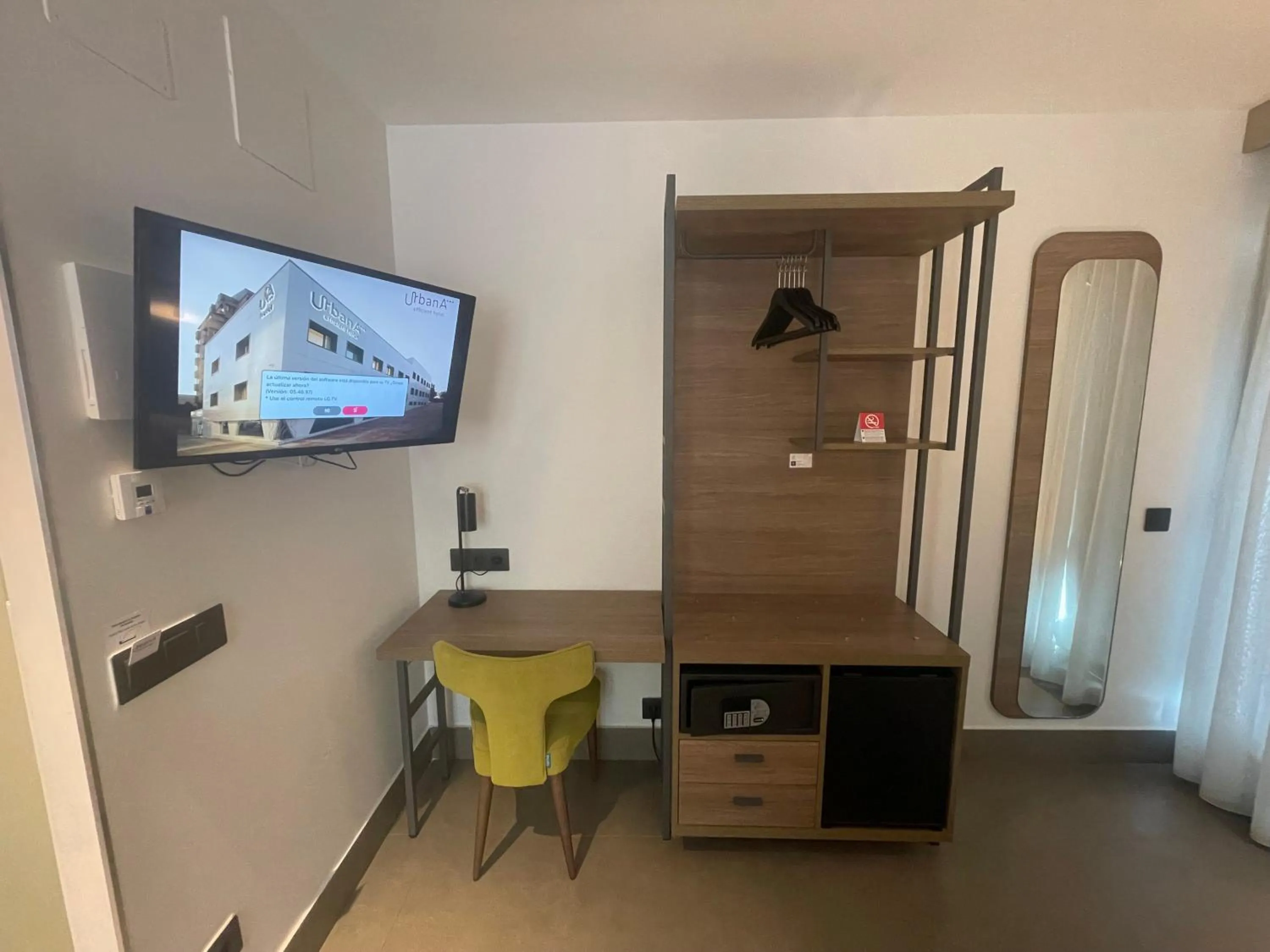 TV and multimedia in Urban A+++ Hotel