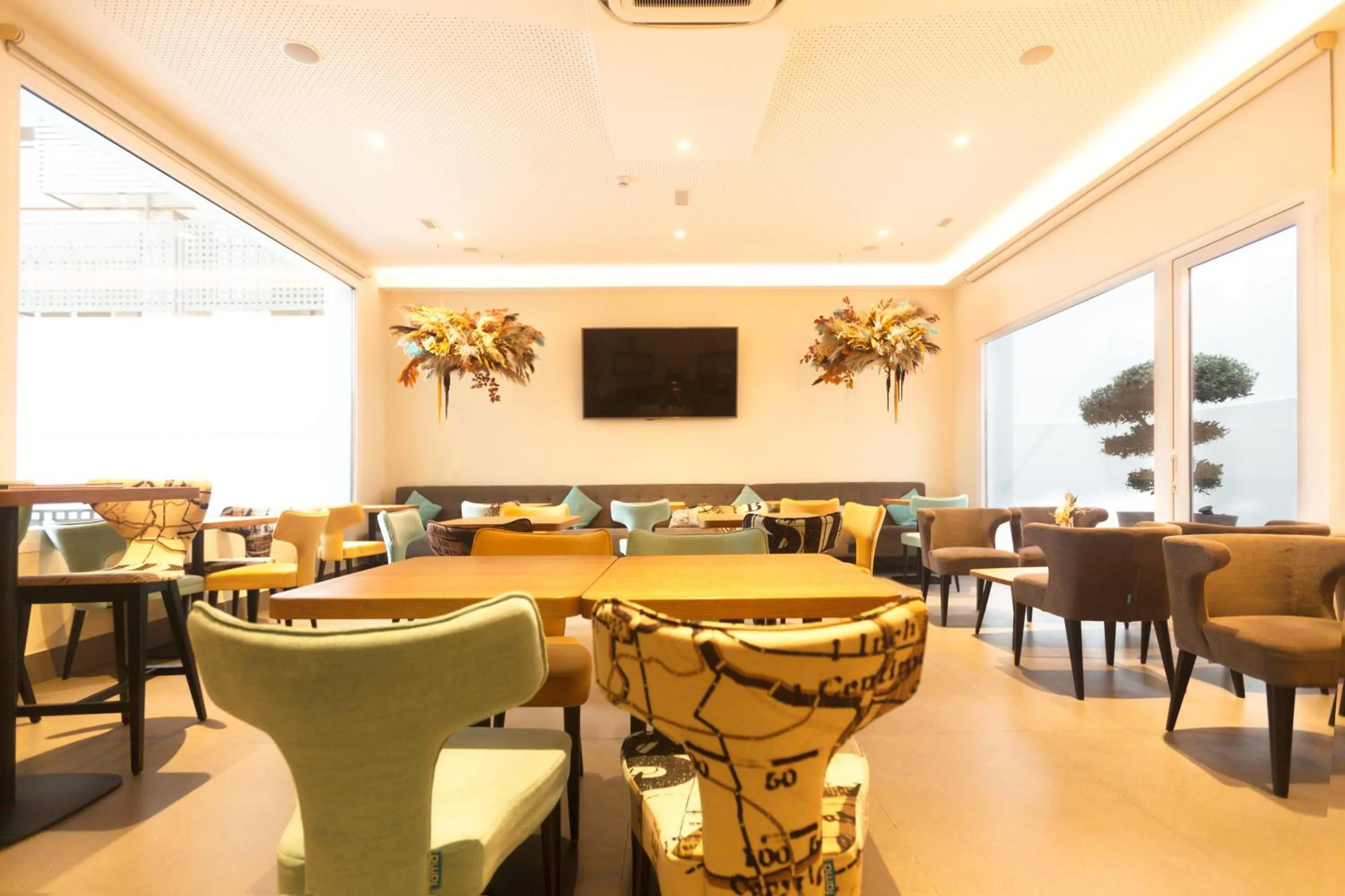 Breakfast in Urban A+++ Hotel