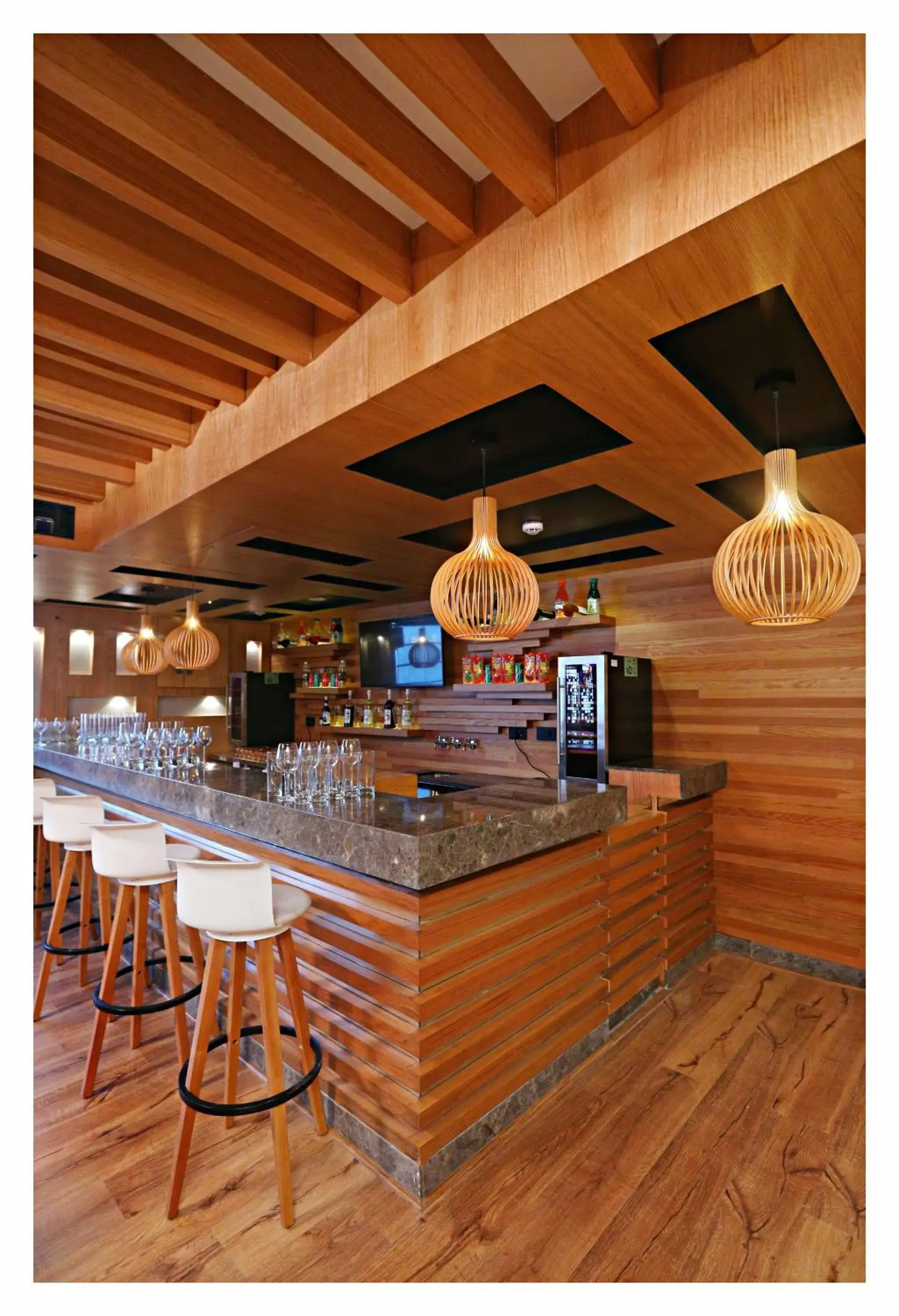 Lounge or bar in Best Western Plus Tejvivaan Lounge or bar in Best Western Plus Tejvivaan