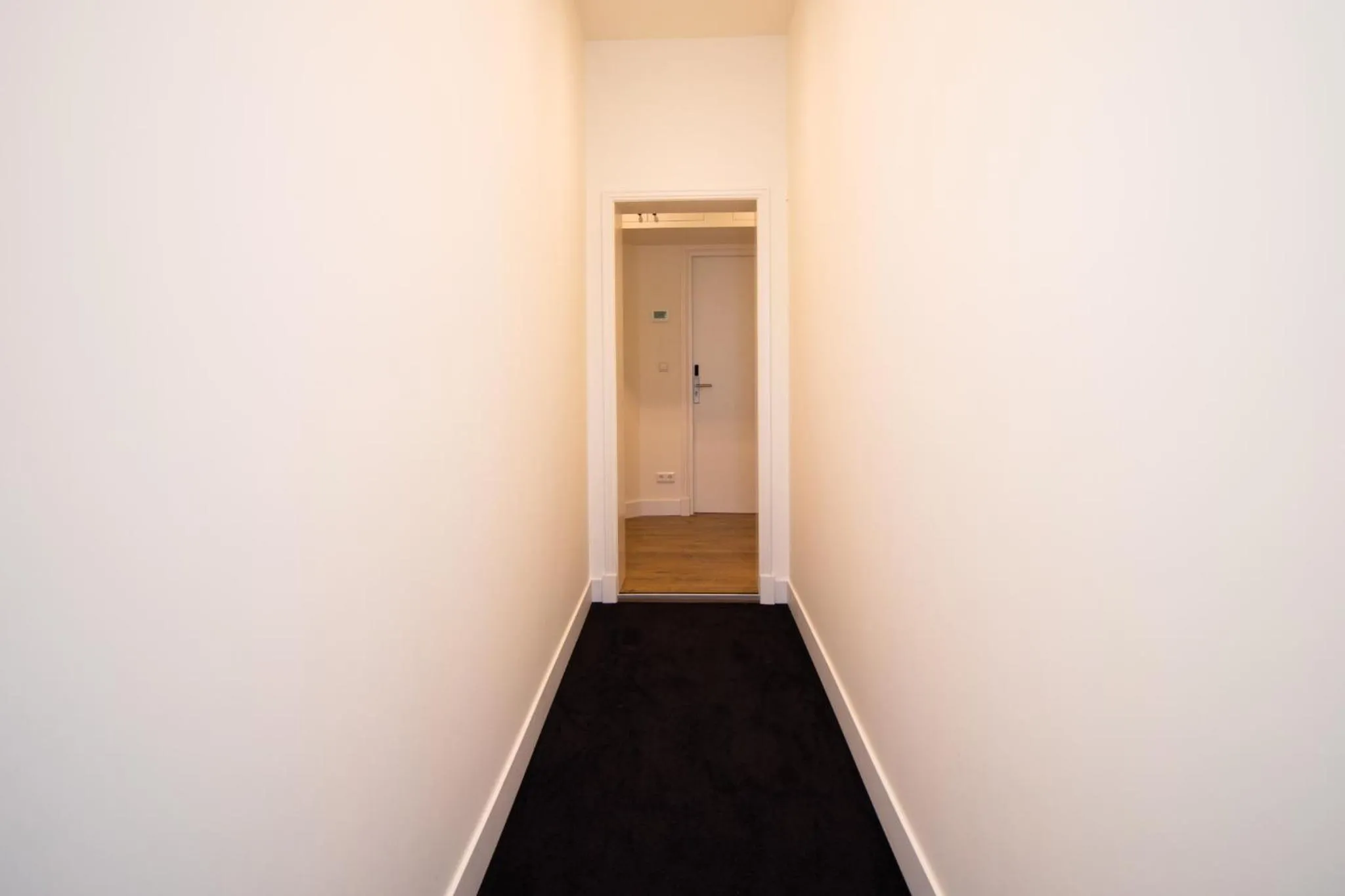 Escamp Apartments