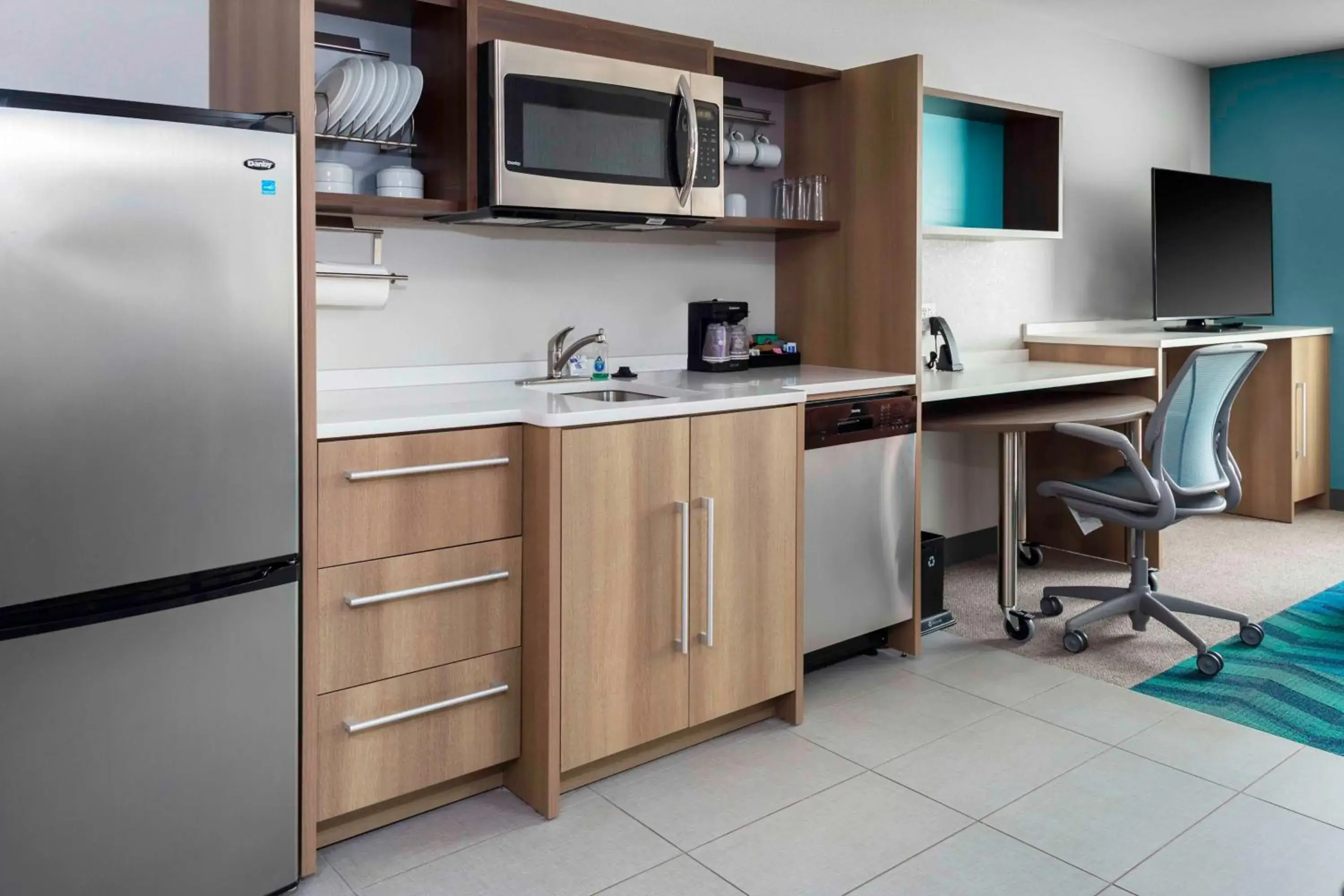 Bedroom in Home2 Suites By Hilton Fort Wayne North Bedroom in Home2 Suites By Hilton Fort Wayne North