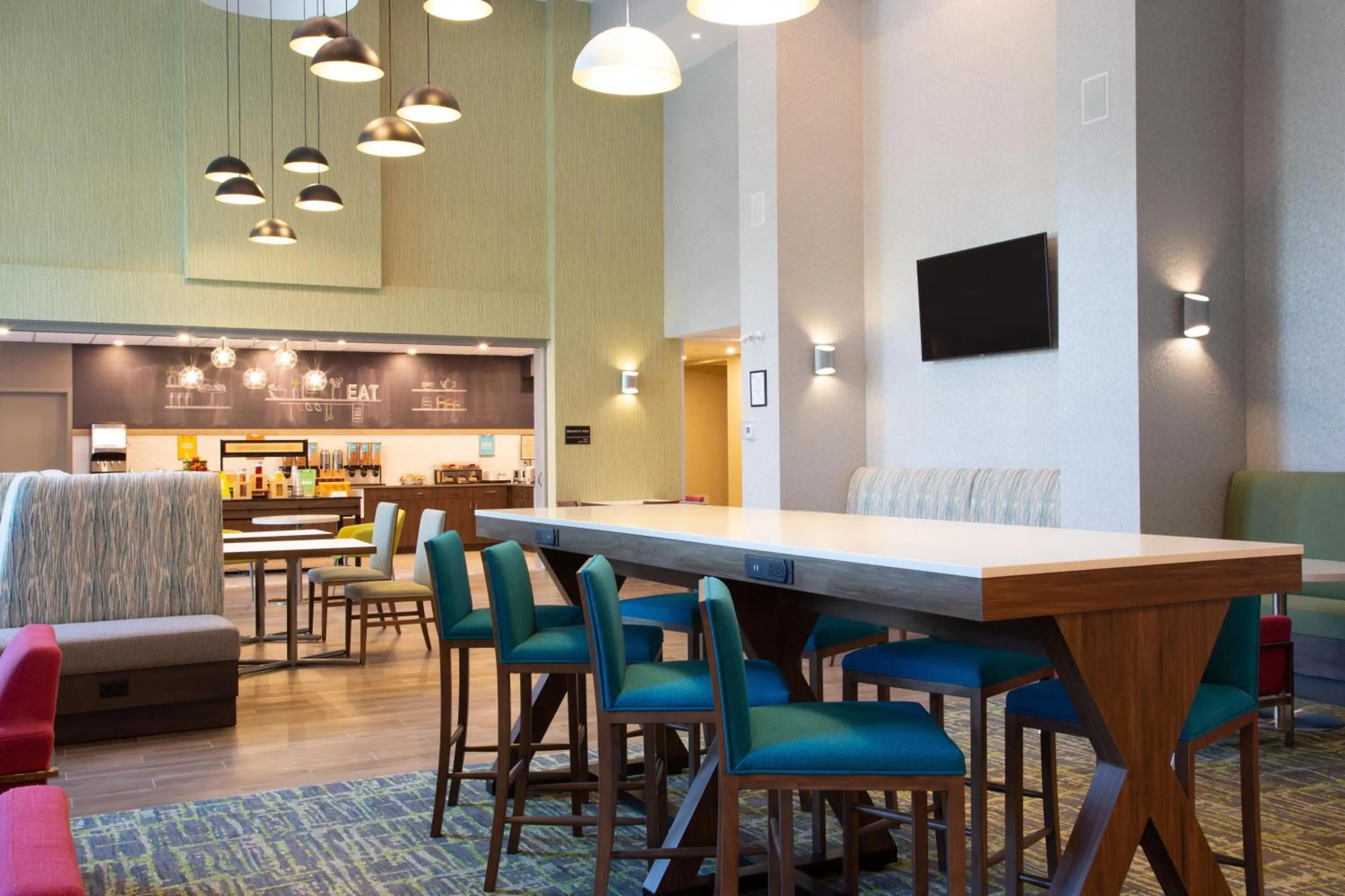 Lobby or reception in Hampton Inn & Suites Edmonton St. Albert, Ab