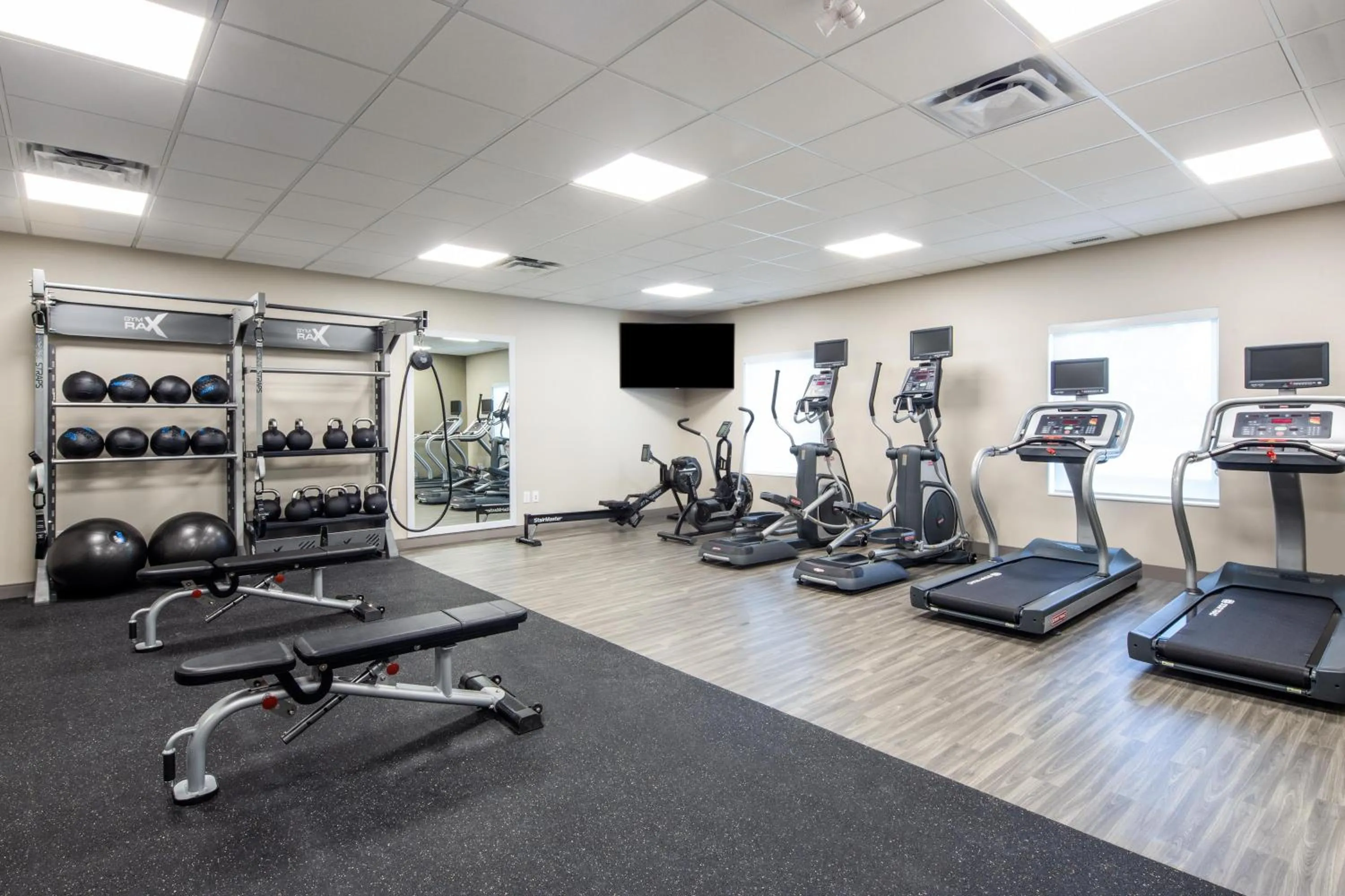 Fitness centre/facilities in Hampton Inn & Suites Edmonton St. Albert, Ab