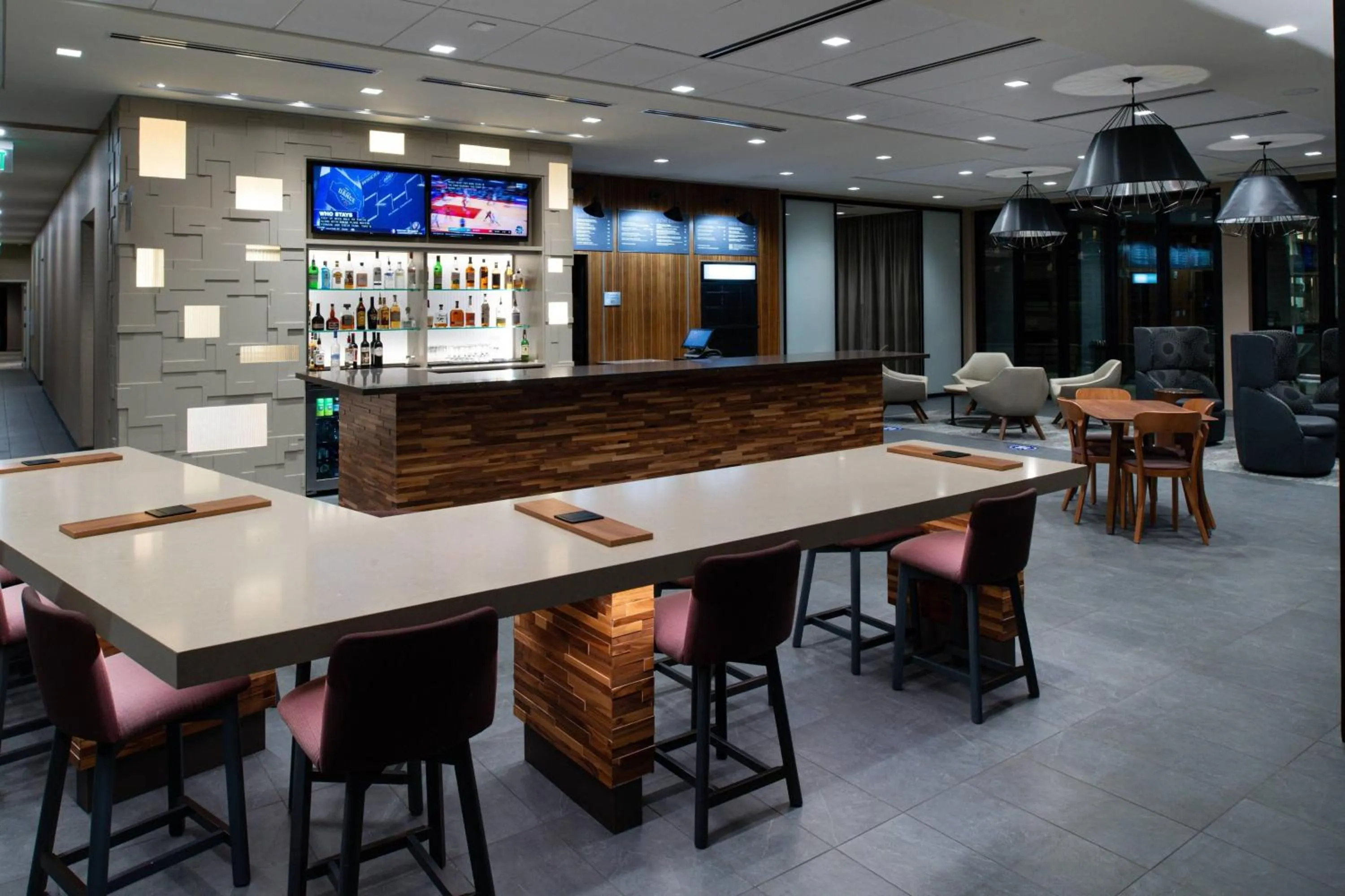 Restaurant/places to eat in Courtyard Charlotte Steele Creek