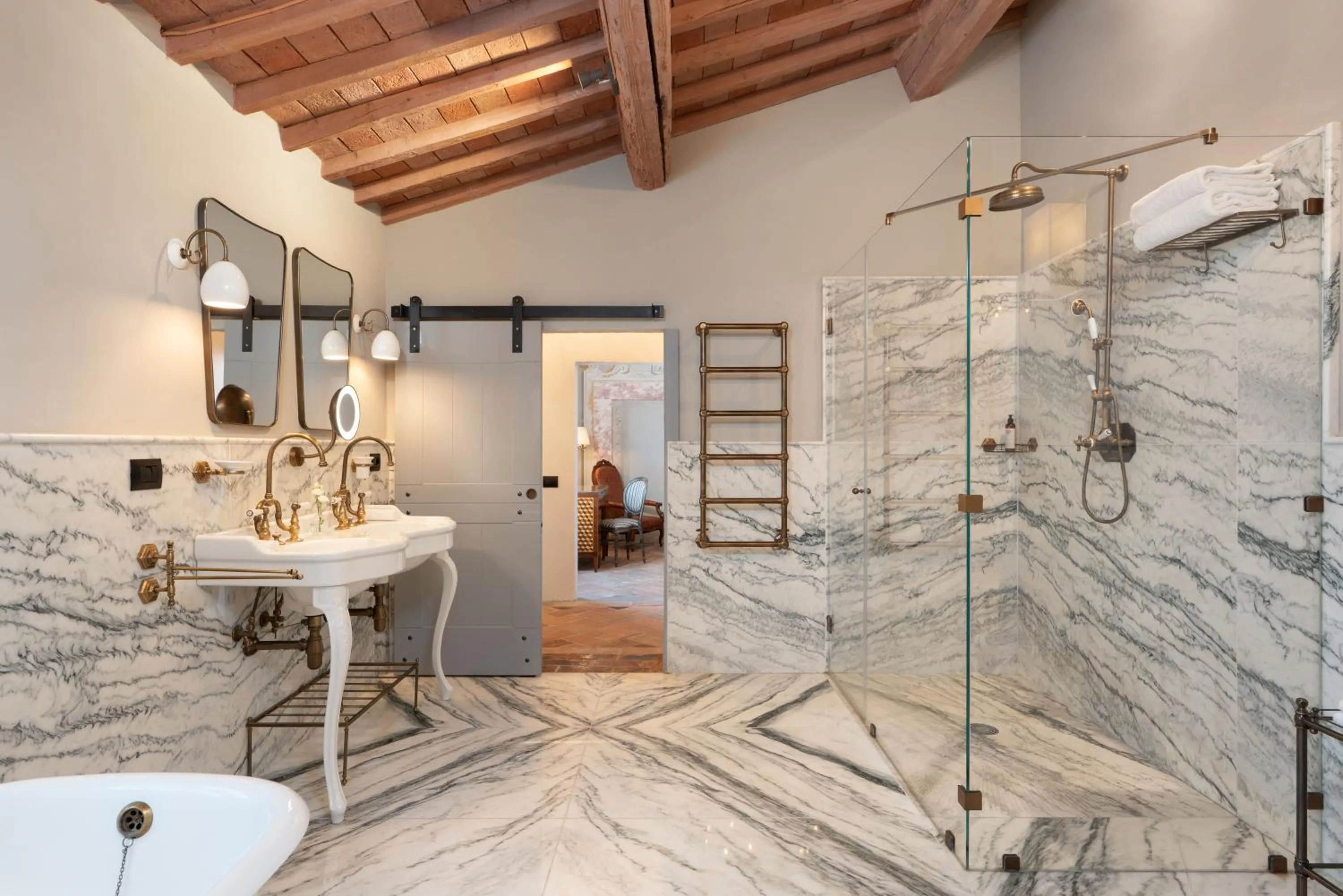 Shower in Villa Petriolo - Small Luxury Hotels of the World