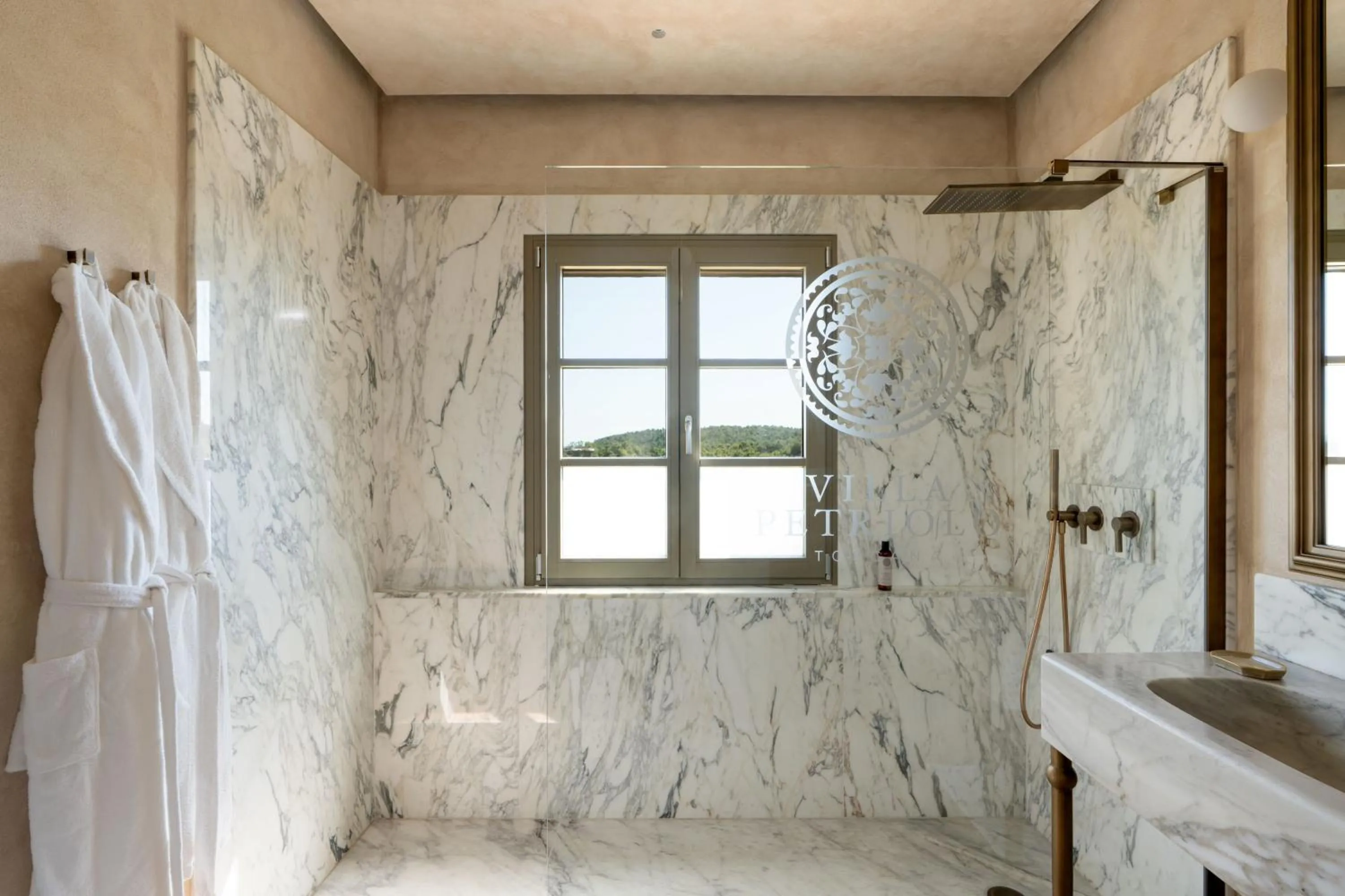 Shower in Villa Petriolo - Small Luxury Hotels of the World