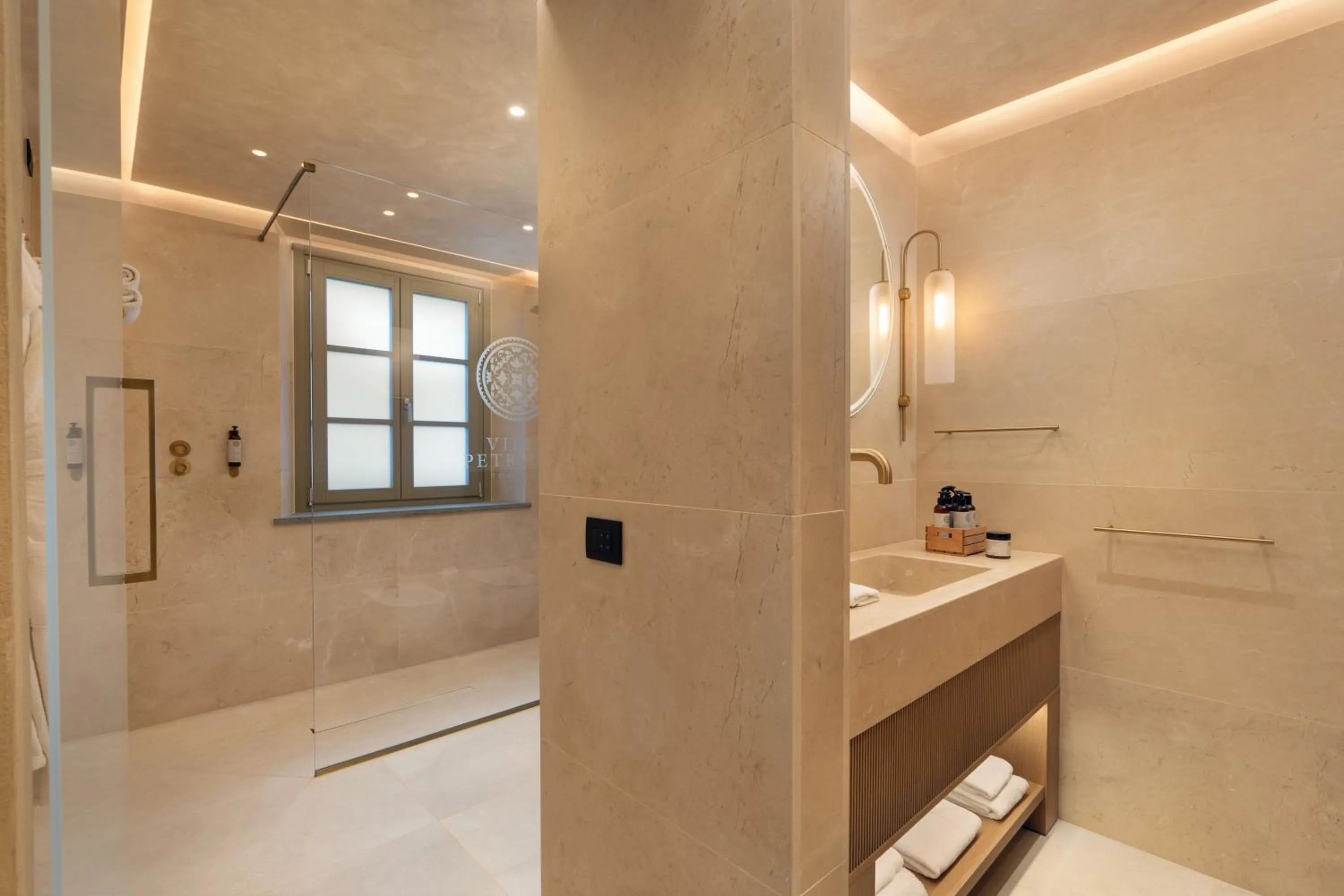 Shower in Villa Petriolo - Small Luxury Hotels of the World