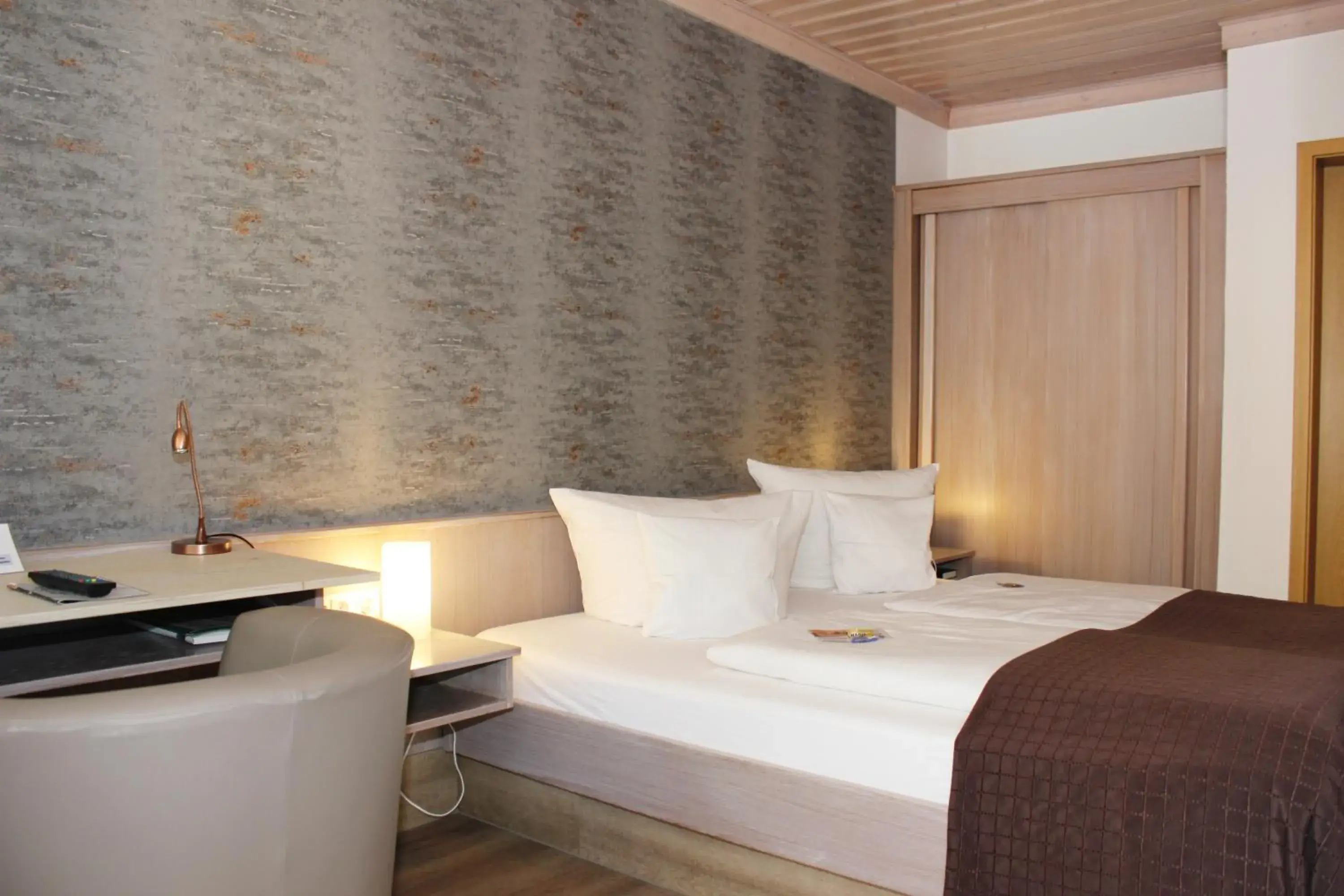 Budget Double Room in Landhotel zum Böhm Budget Double Room in Landhotel zum Böhm