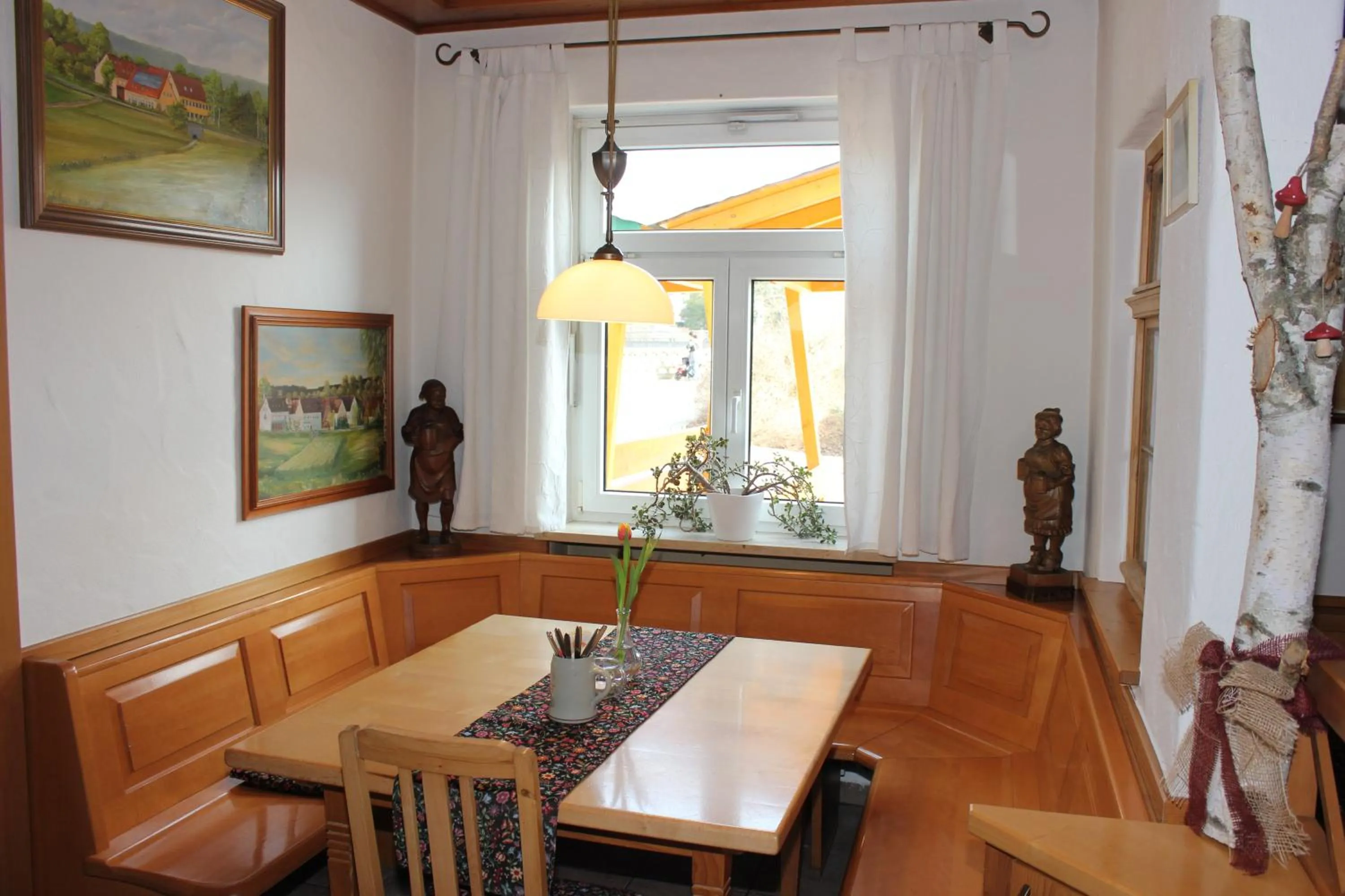 Restaurant/places to eat in Landhotel zum Böhm