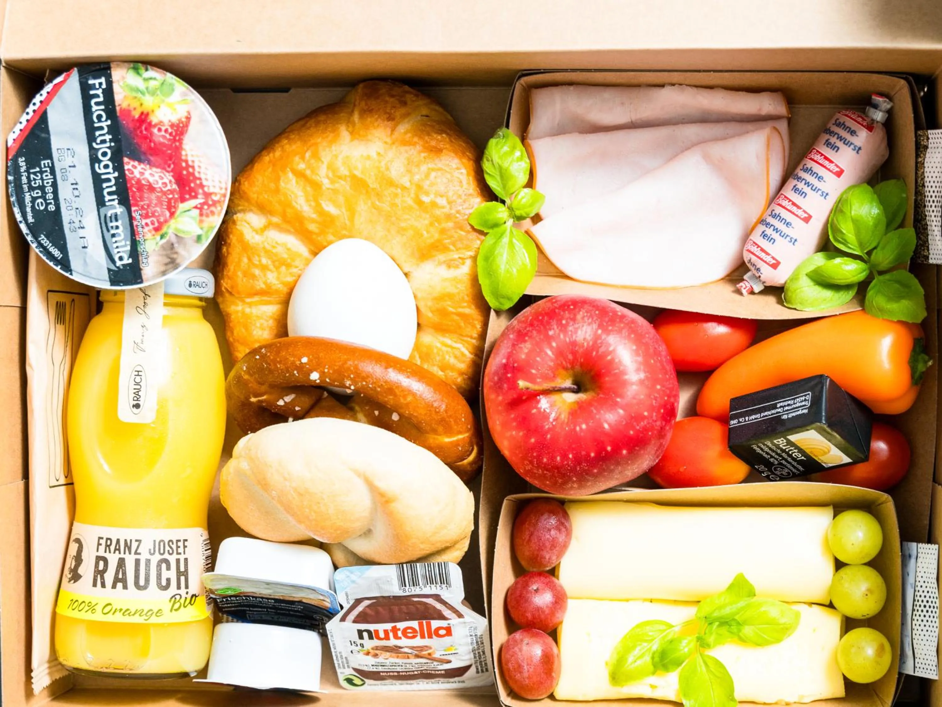 Breakfast in JustStay Grevenbroich Hotel & Apartments