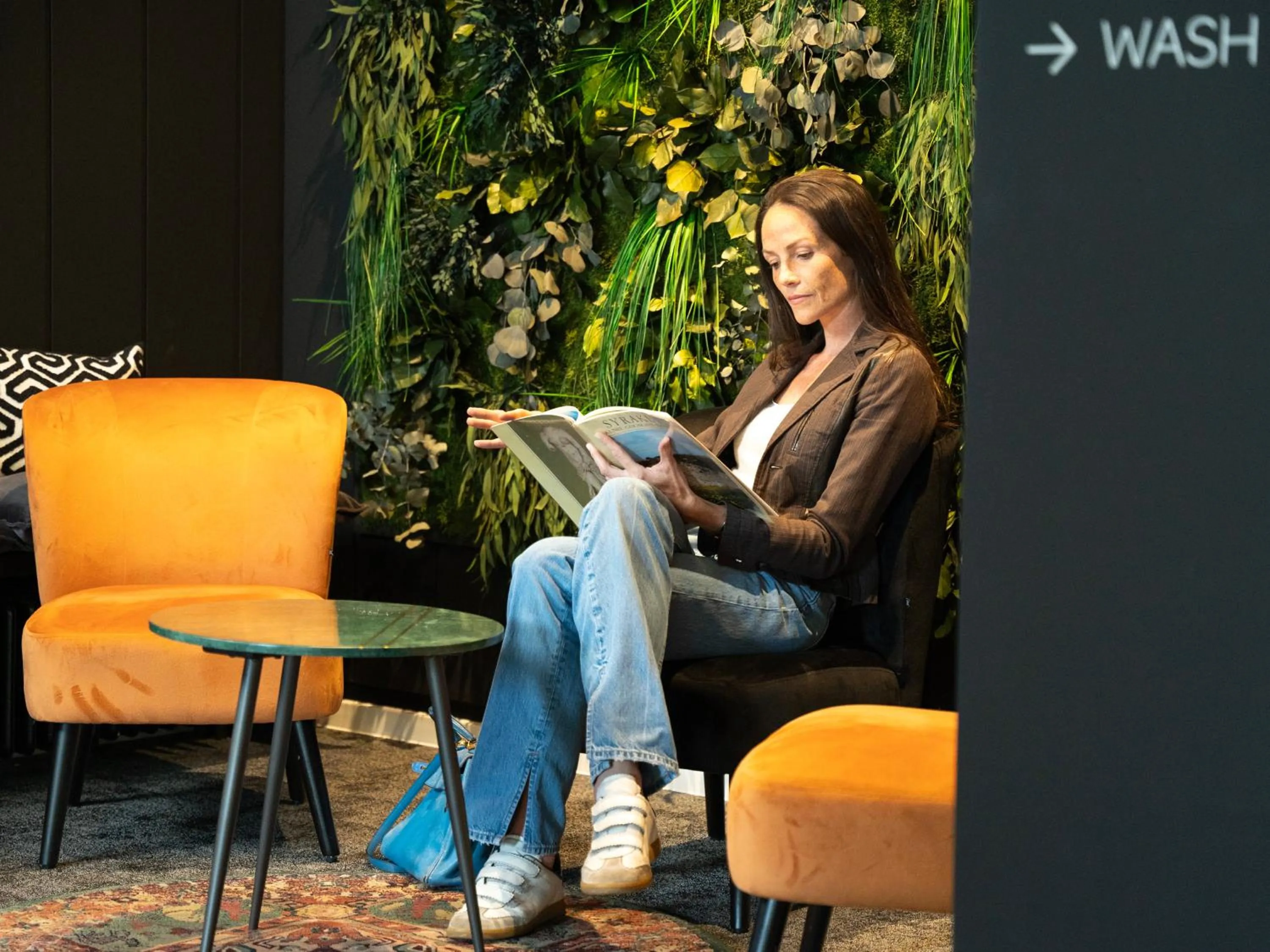 People in JustStay Grevenbroich Hotel & Apartments