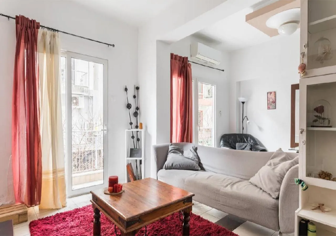 Two-Bedroom Apartment in 2BD- Perfect Location with square view