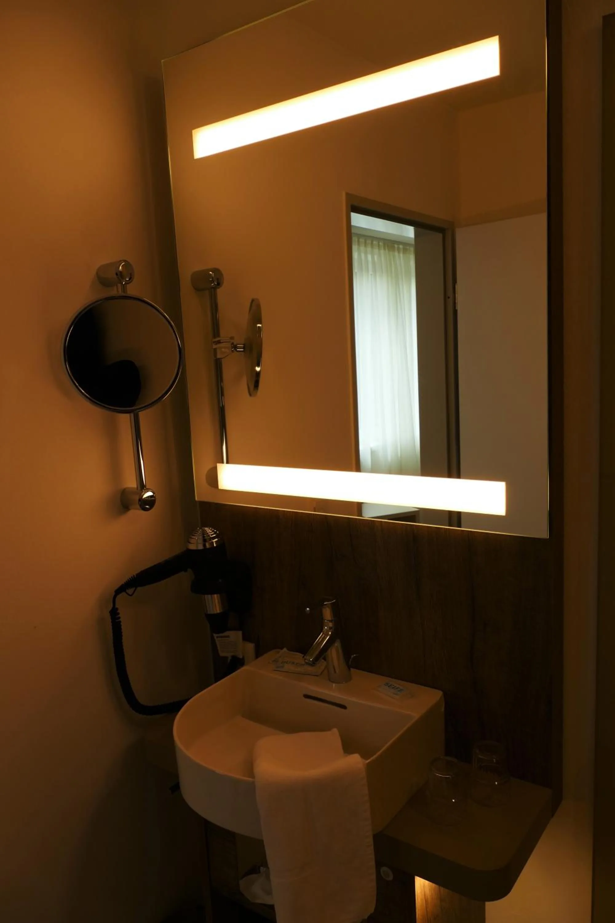 Bathroom in Meyn's Apartments & Hotel