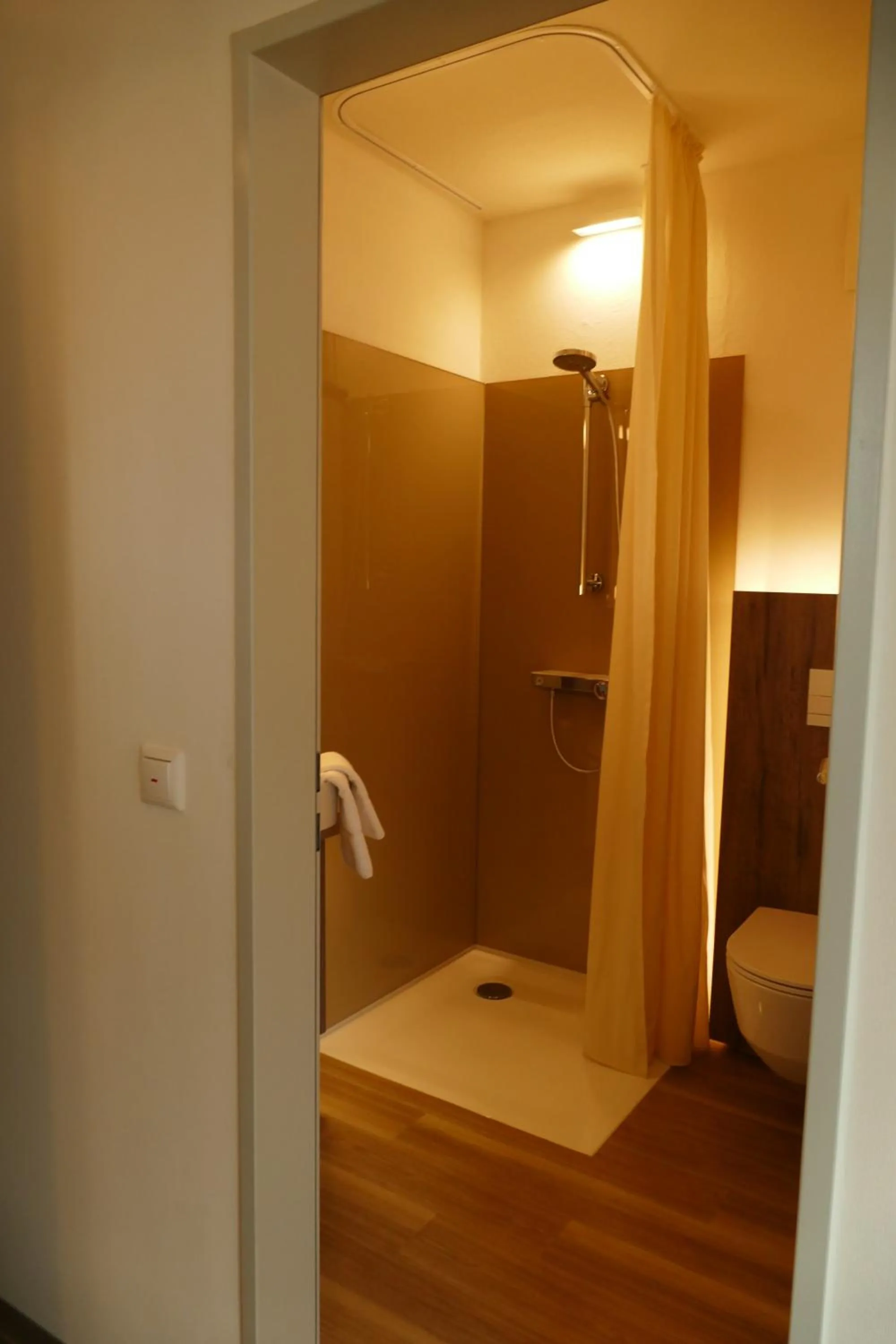 Bathroom in Meyn's Apartments & Hotel