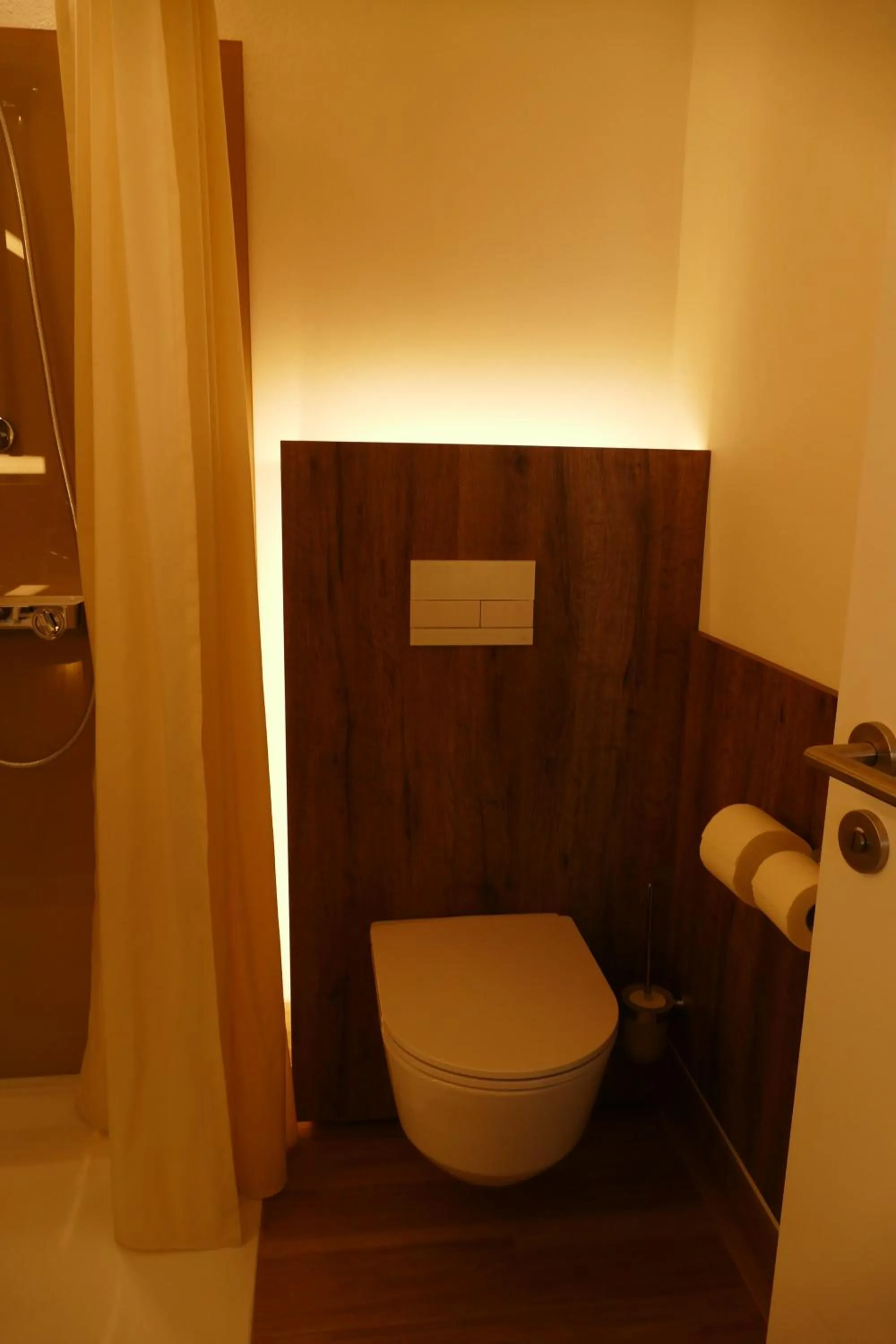 Bathroom in Meyn's Apartments & Hotel