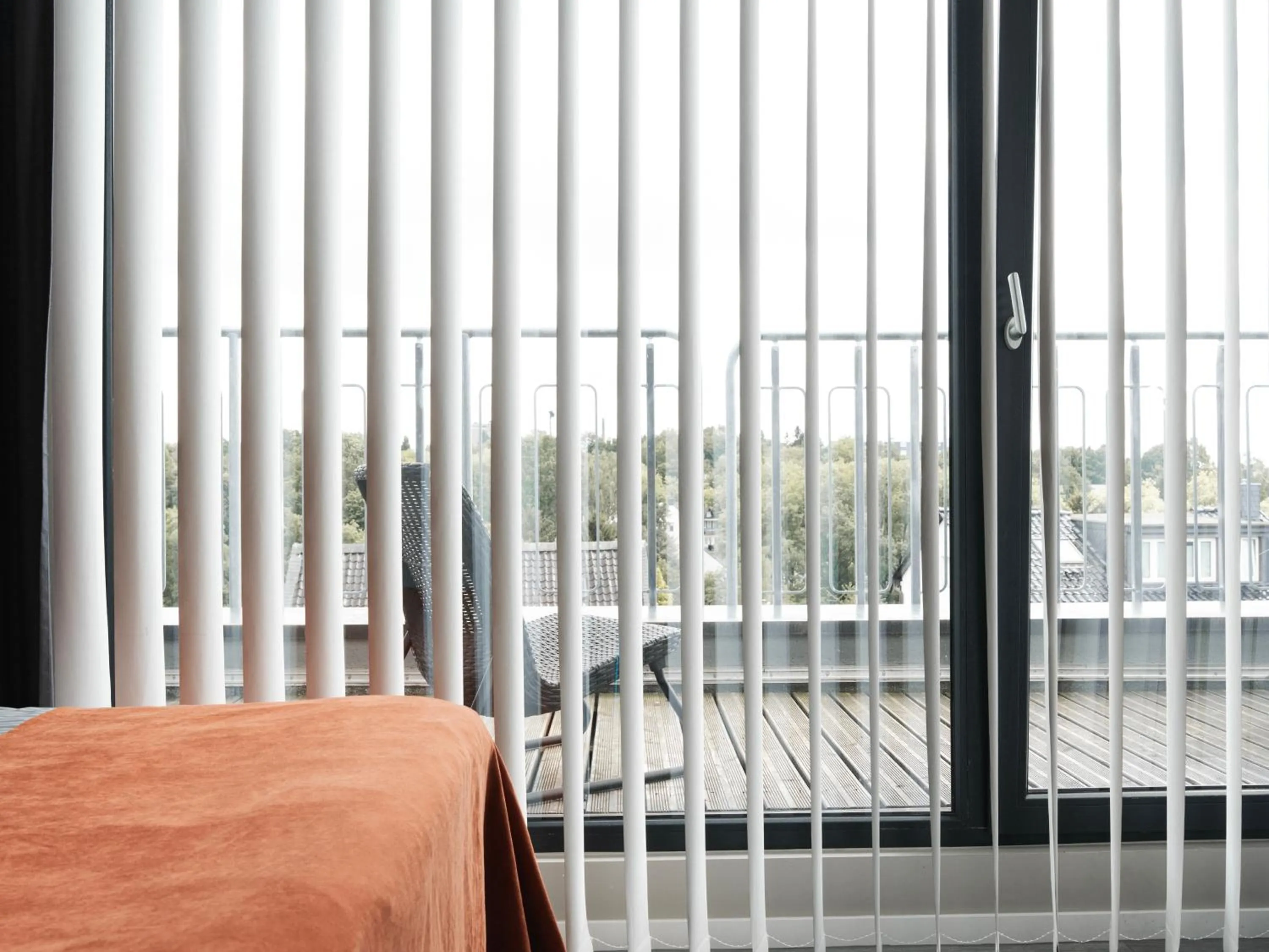 Bed in JustStay Solingen Hotel & Apartments