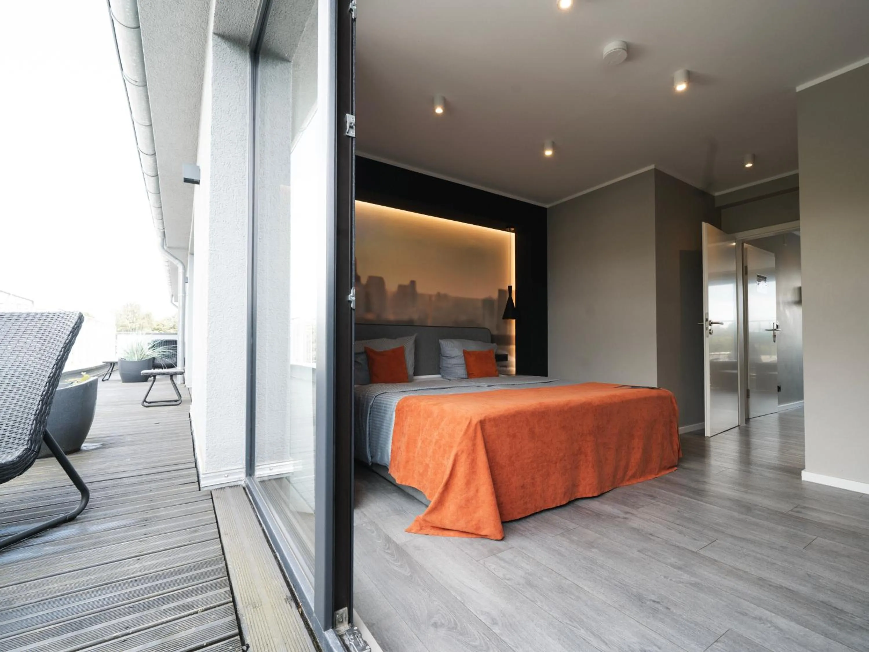 Bed in JustStay Solingen Hotel & Apartments