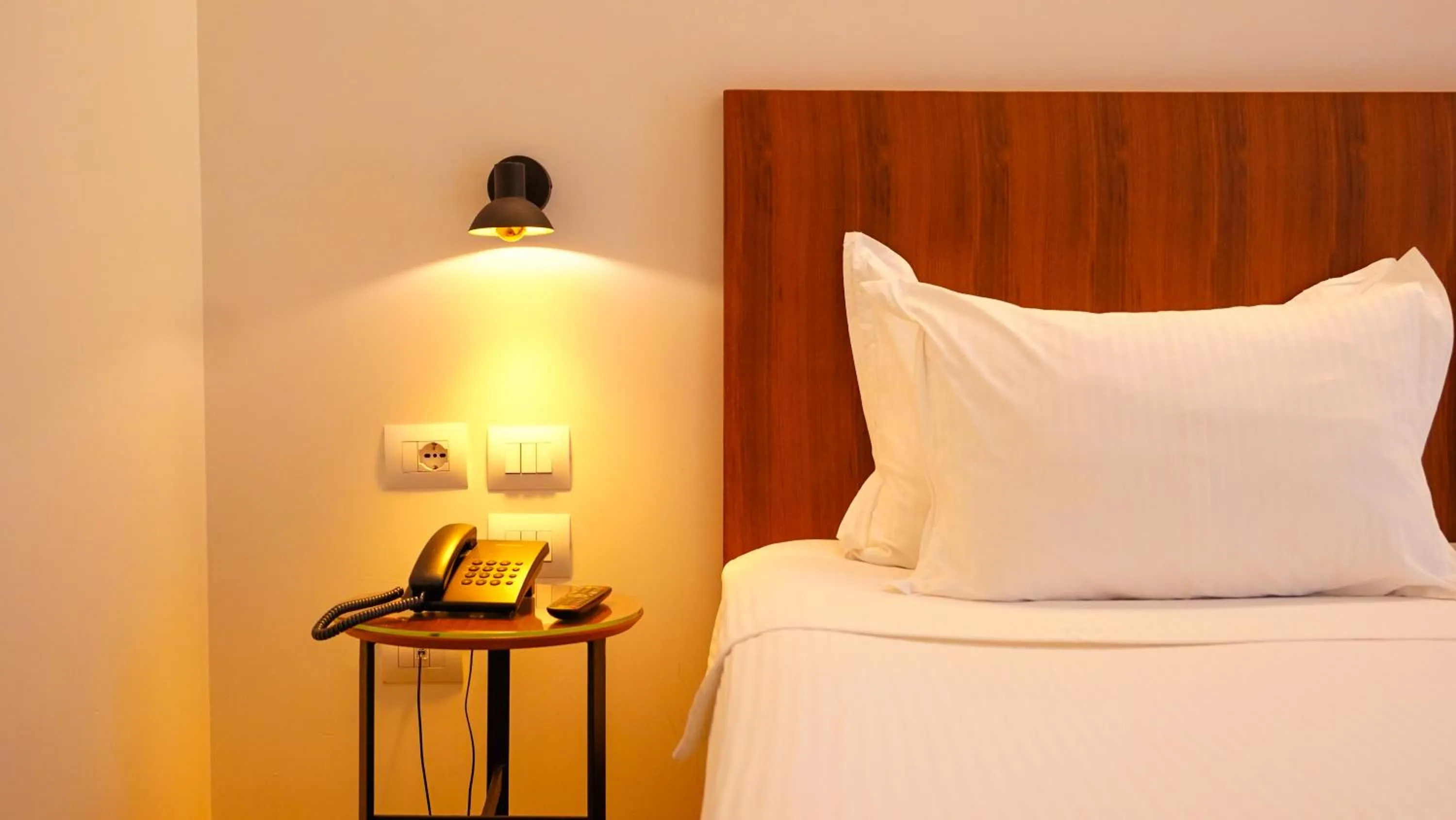 Bed in Hotel Theatro- City Center