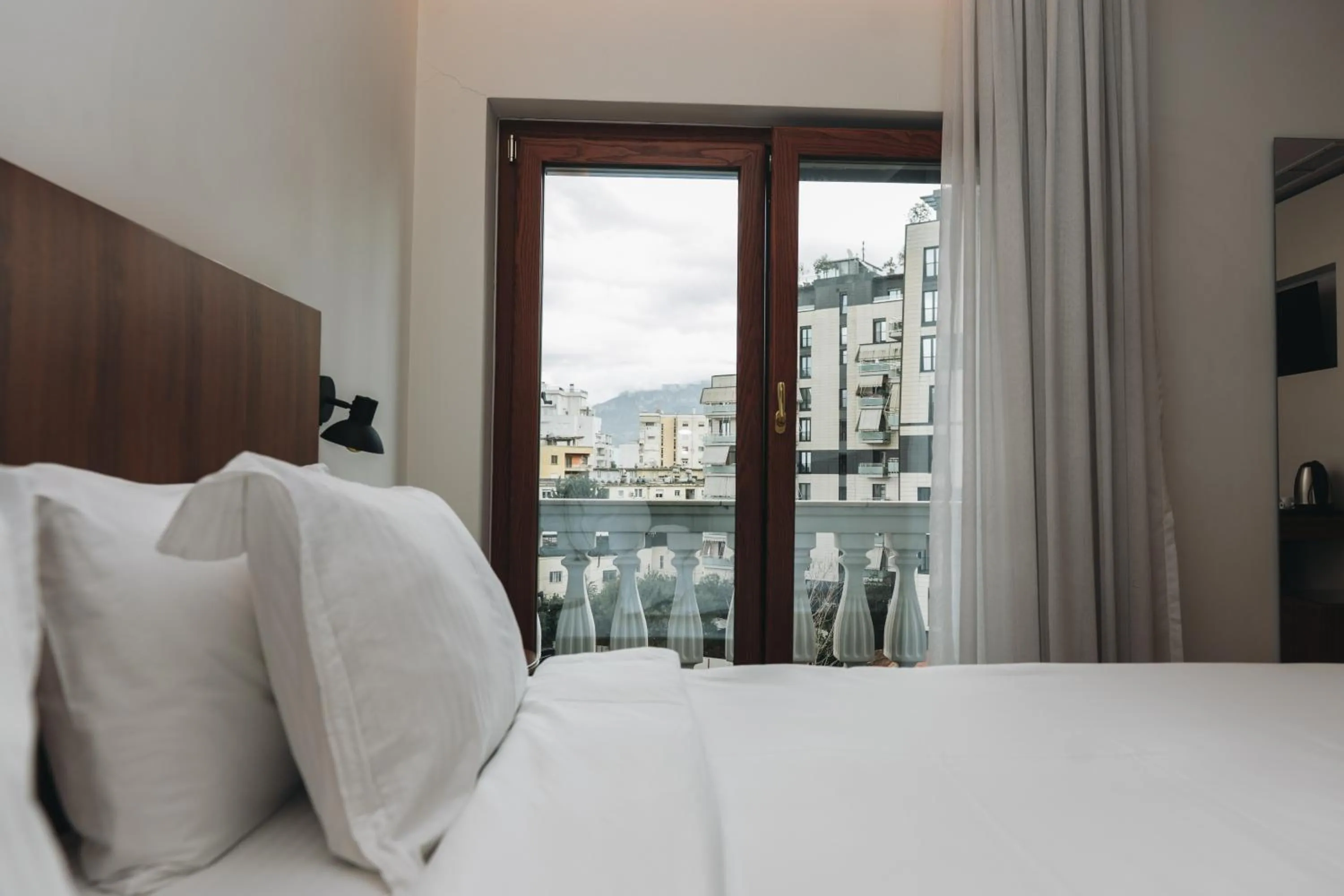 Bed in Hotel Theatro- City Center