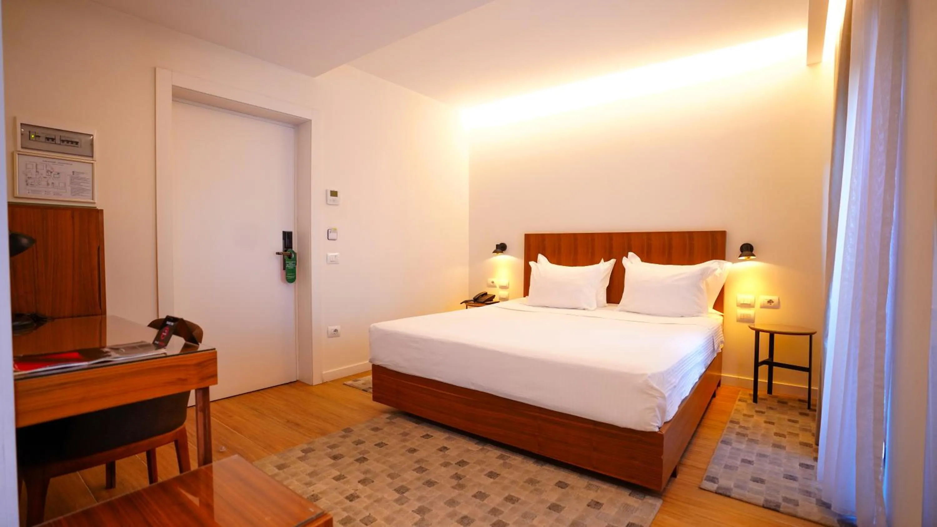 Bed in Hotel Theatro- City Center