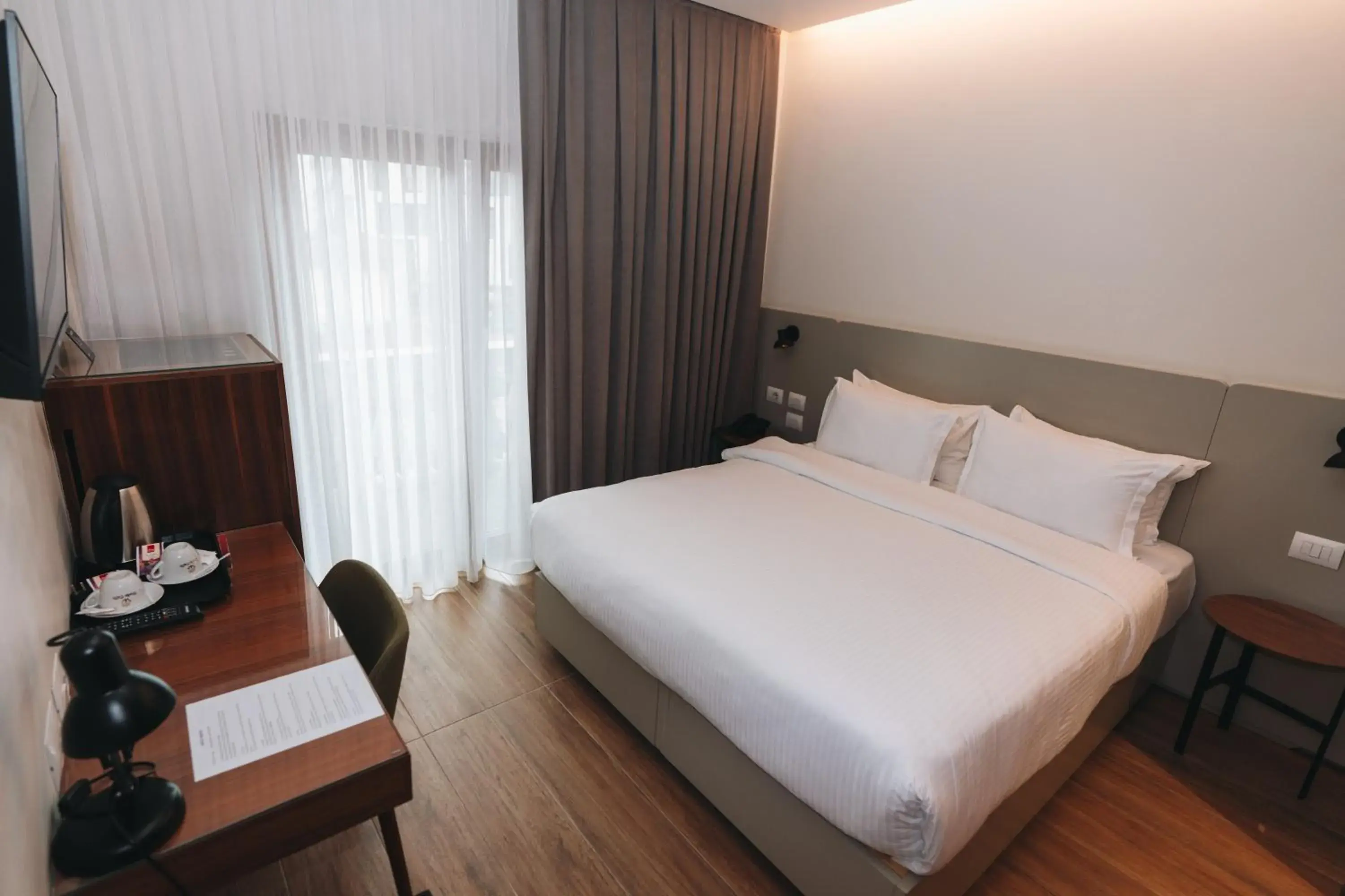 Twin Room with Balcony in Hotel Theatro- City Center Twin Room with Balcony in Hotel Theatro- City Center