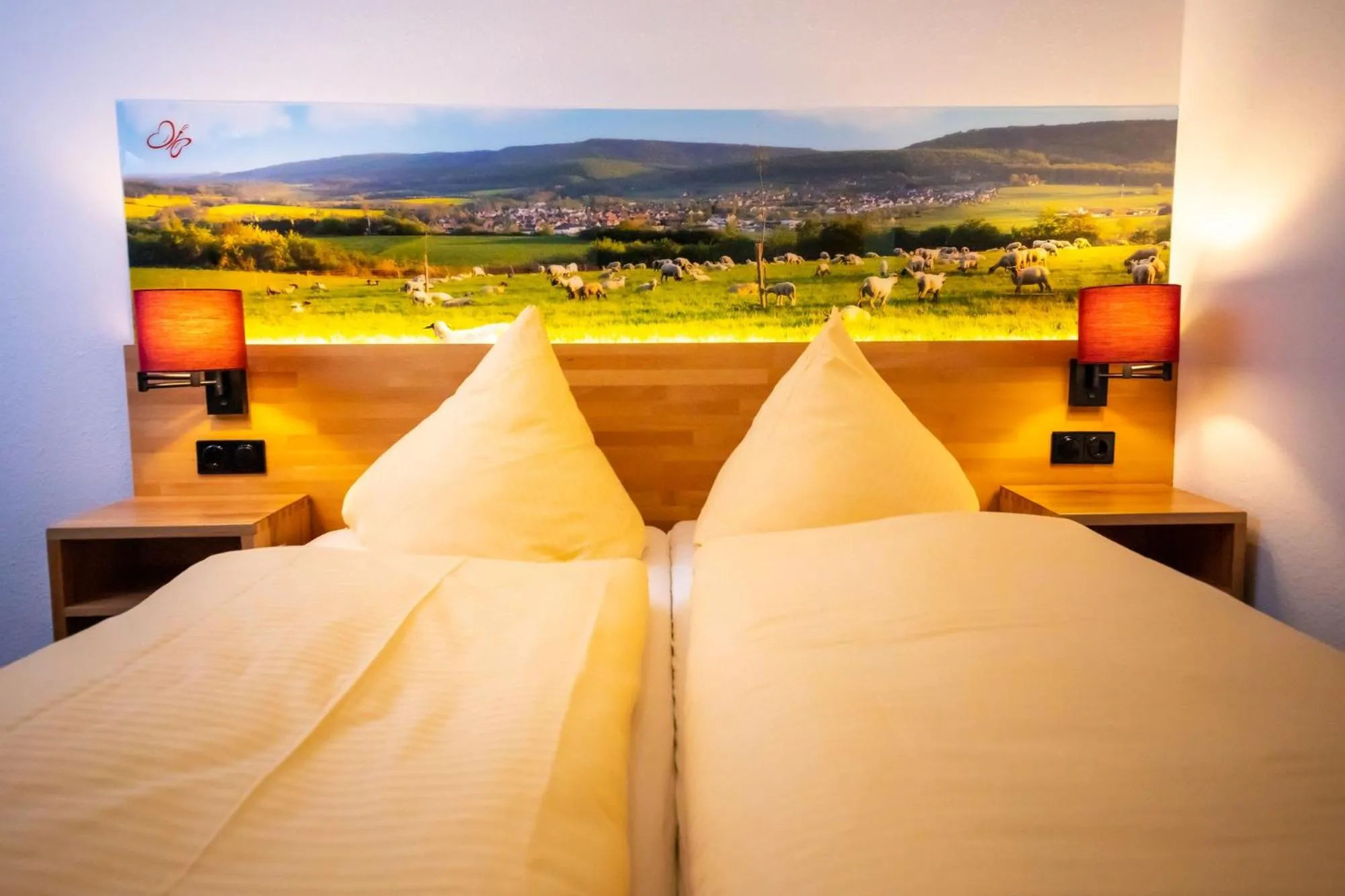 Bed in Wohlfühlhotel IM SCHLOSSPARK - Self CheckIn
