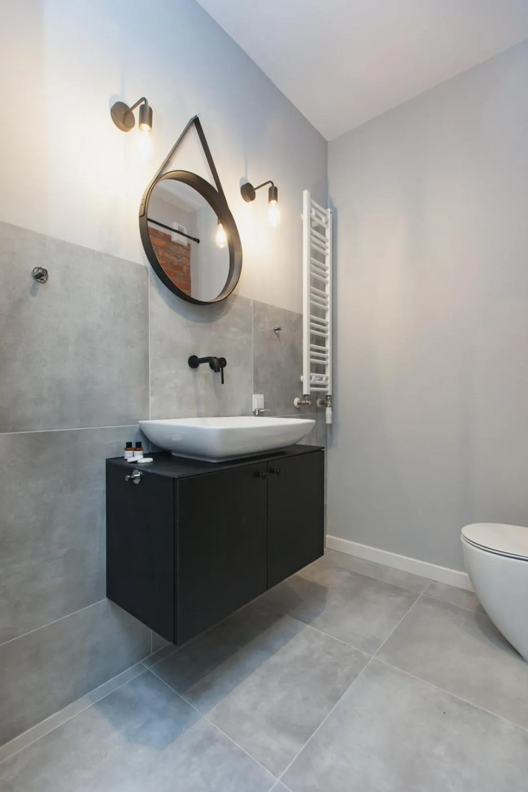 Bathroom in City Break Atelier Praga Apartamenty