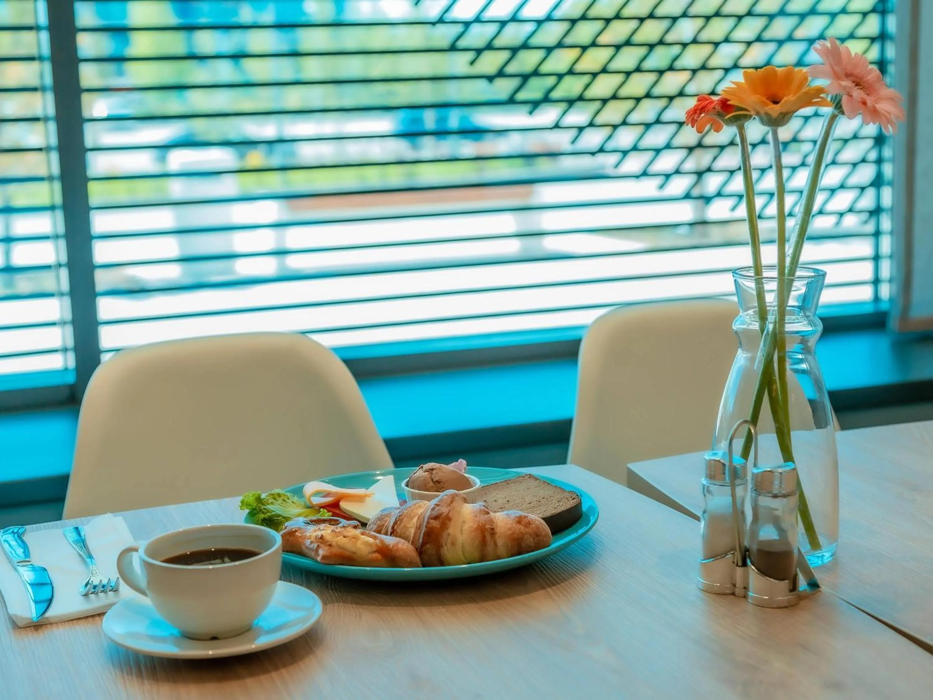 Breakfast in Ibis Aktobe